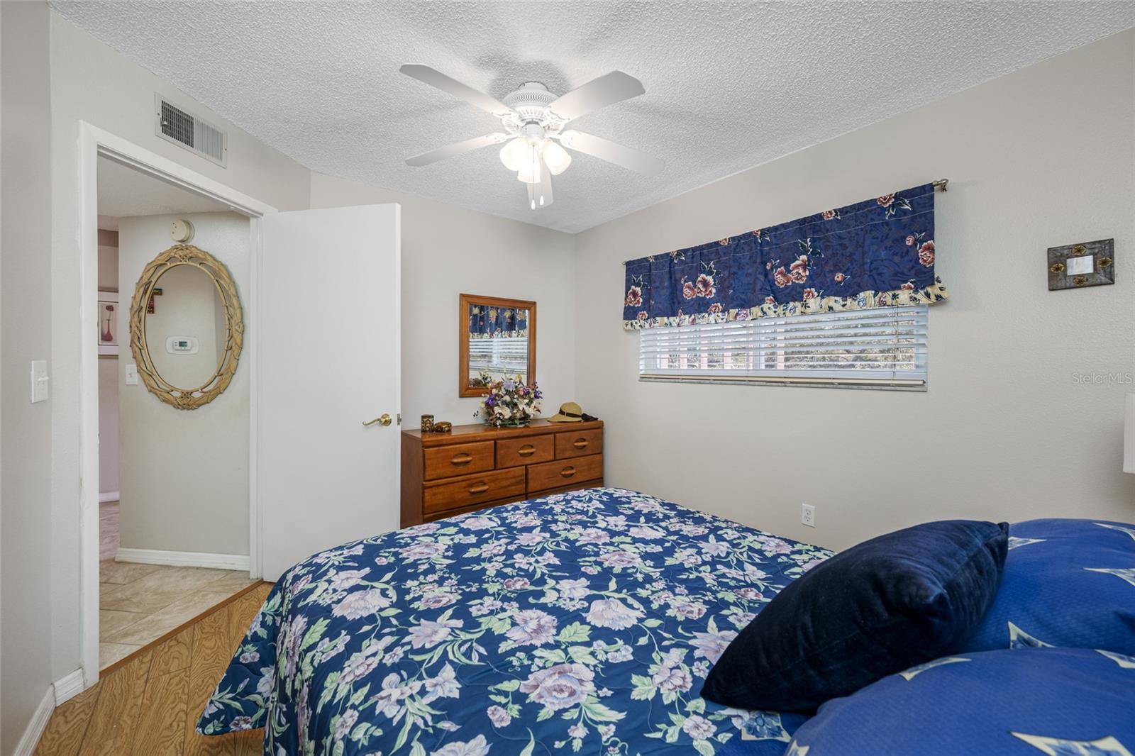 SUNSHINE TERRACE CONDO - Residential