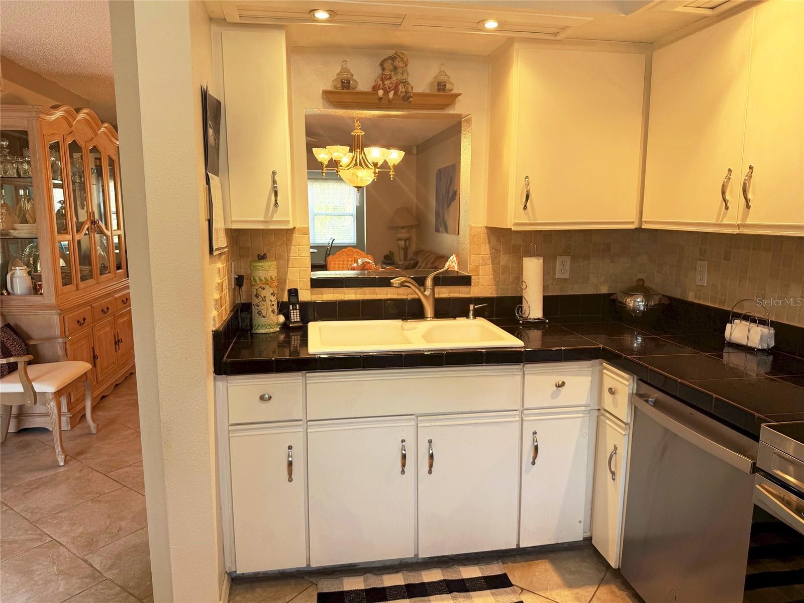 SUNSHINE TERRACE CONDO - Residential