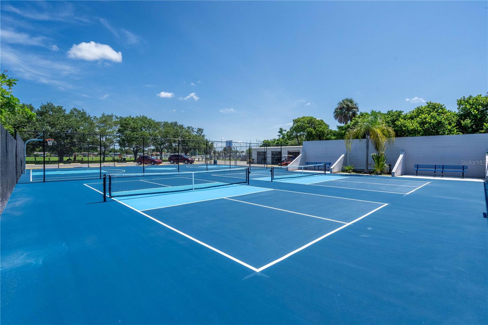 BAYSHORE GARDENS SEC 4 - Residential