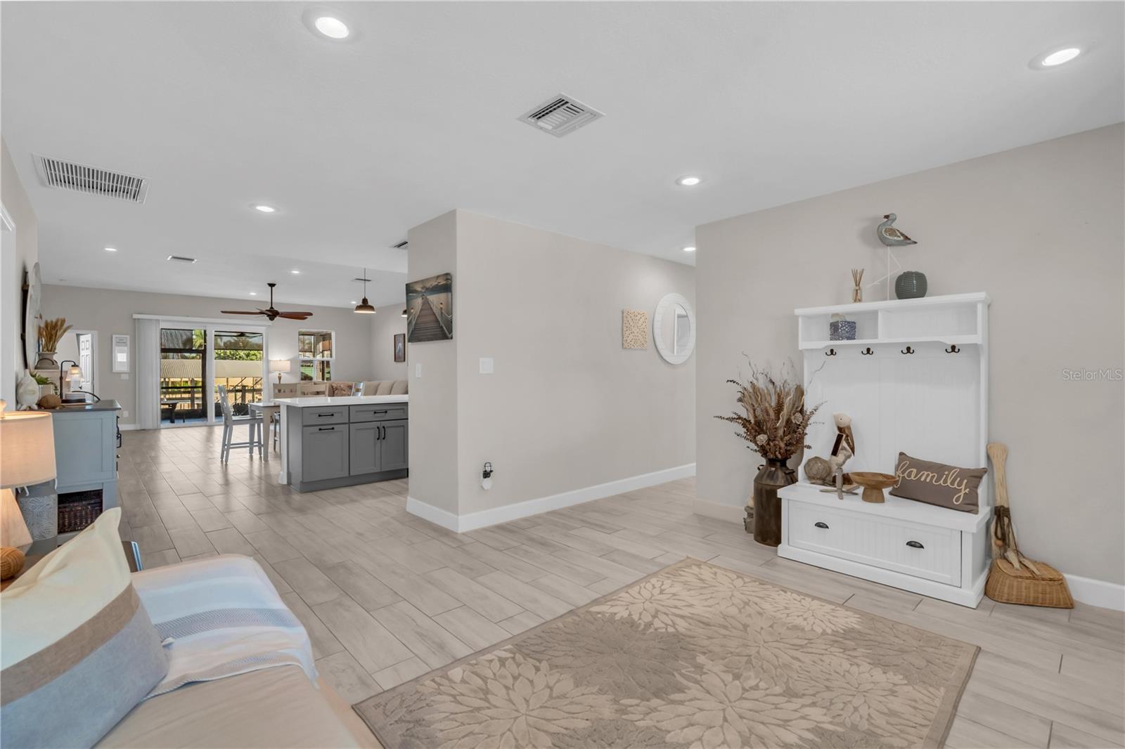 BAYSHORE GARDENS SEC 4 - Residential