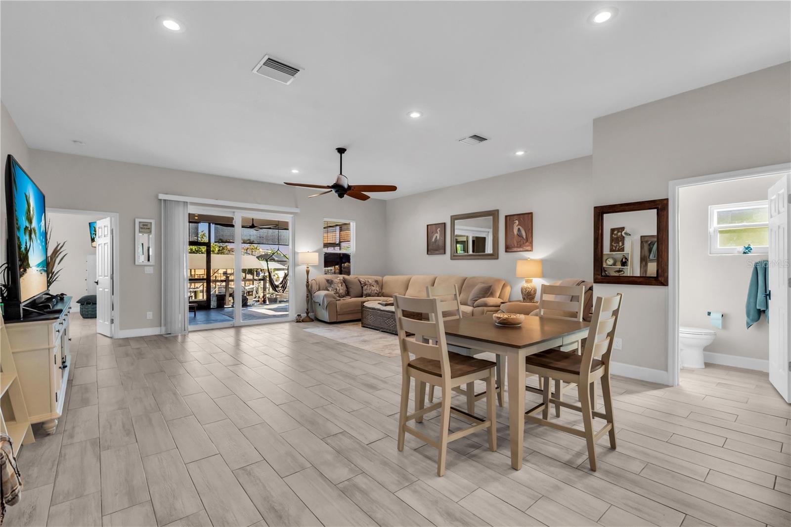 BAYSHORE GARDENS SEC 4 - Residential