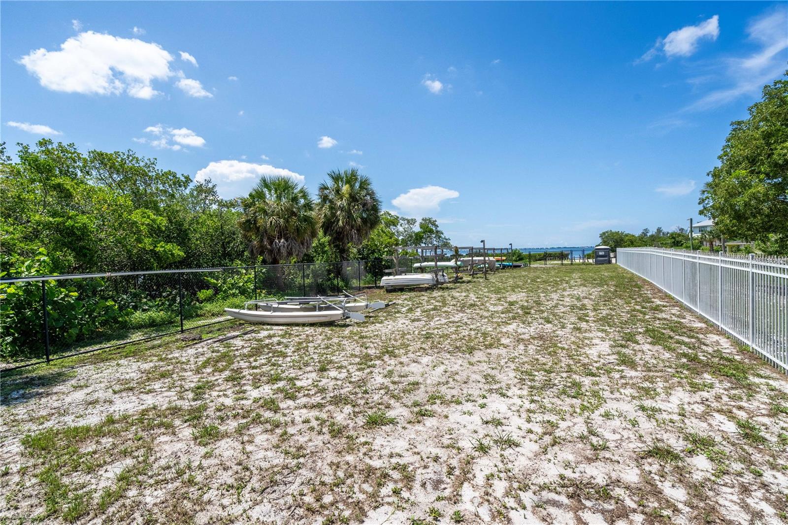 BAYSHORE GARDENS SEC 4 - Residential