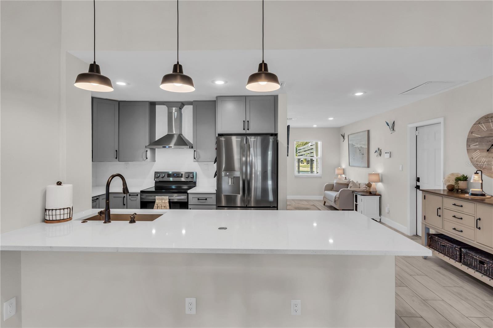 BAYSHORE GARDENS SEC 4 - Residential