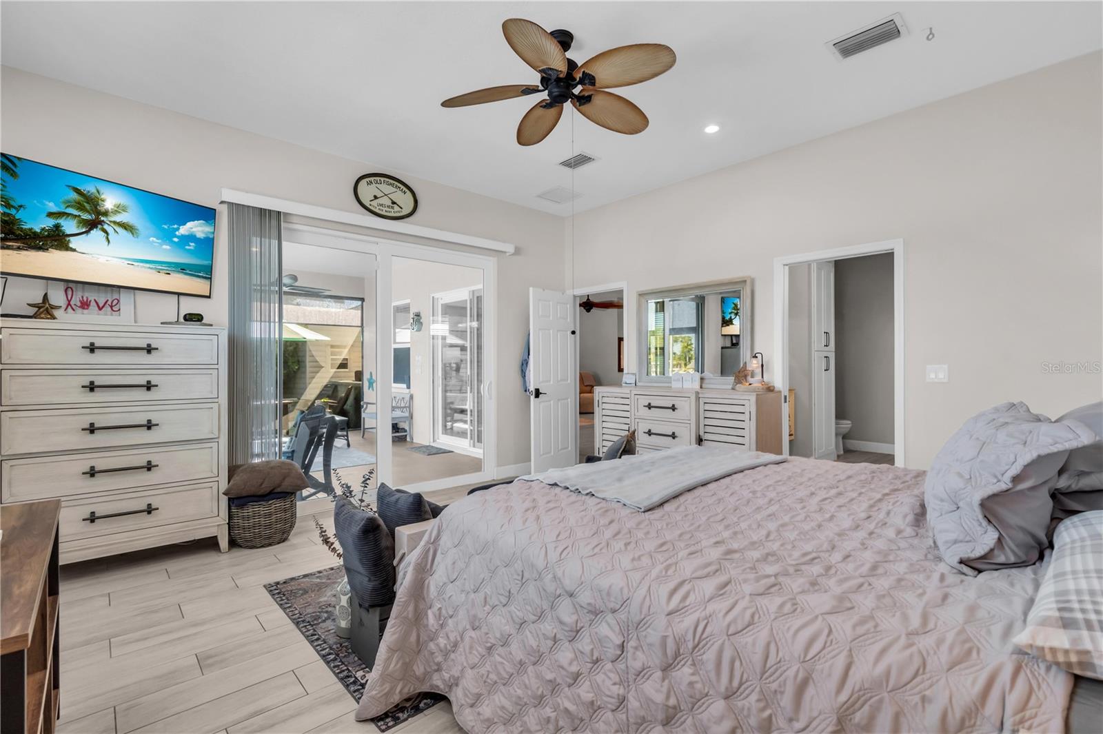 BAYSHORE GARDENS SEC 4 - Residential