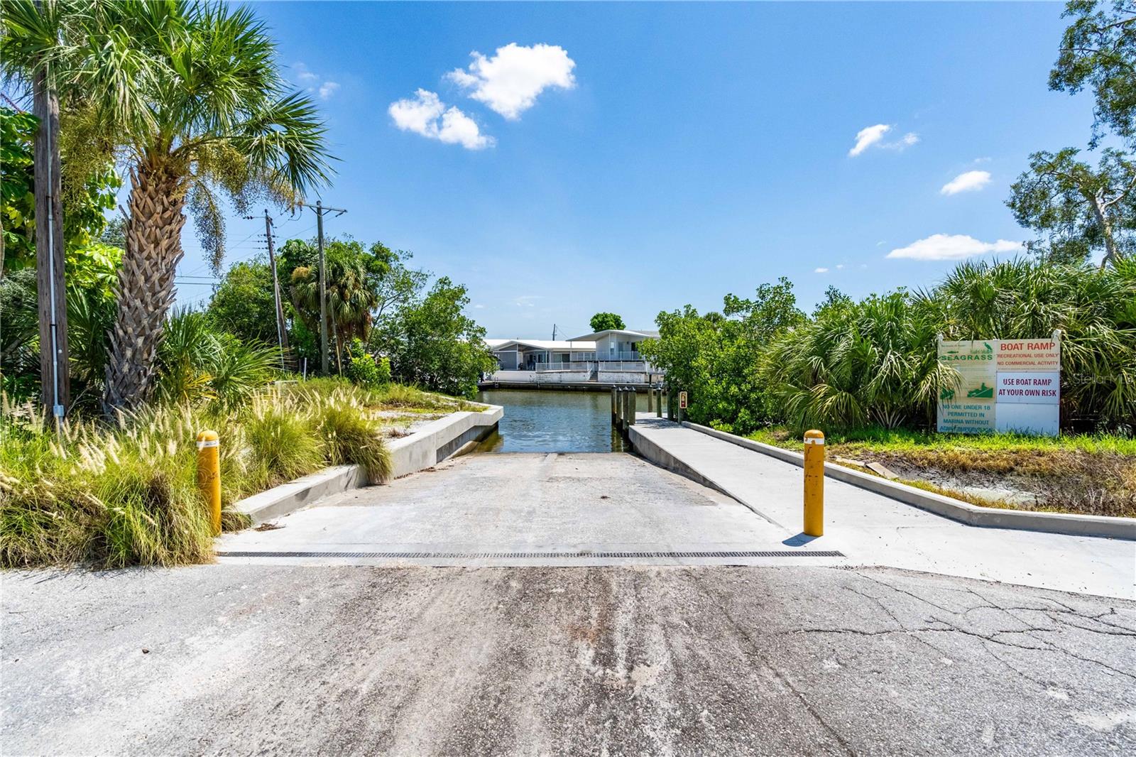 BAYSHORE GARDENS SEC 4 - Residential