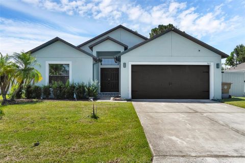 Photo of 305 Chelmsford Ct, Kissimmee, FL 34758 (MLS # O6324701)