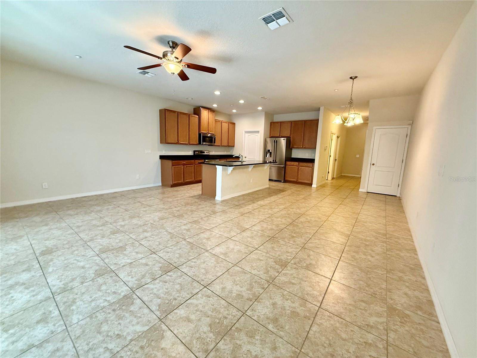 7522 ALOMA PINES COURT