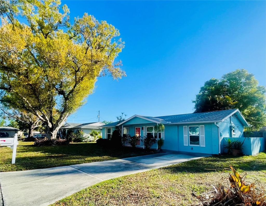 Photo of 5157 Island Date Street, Sarasota, FL 34232 (MLS # A4685908)