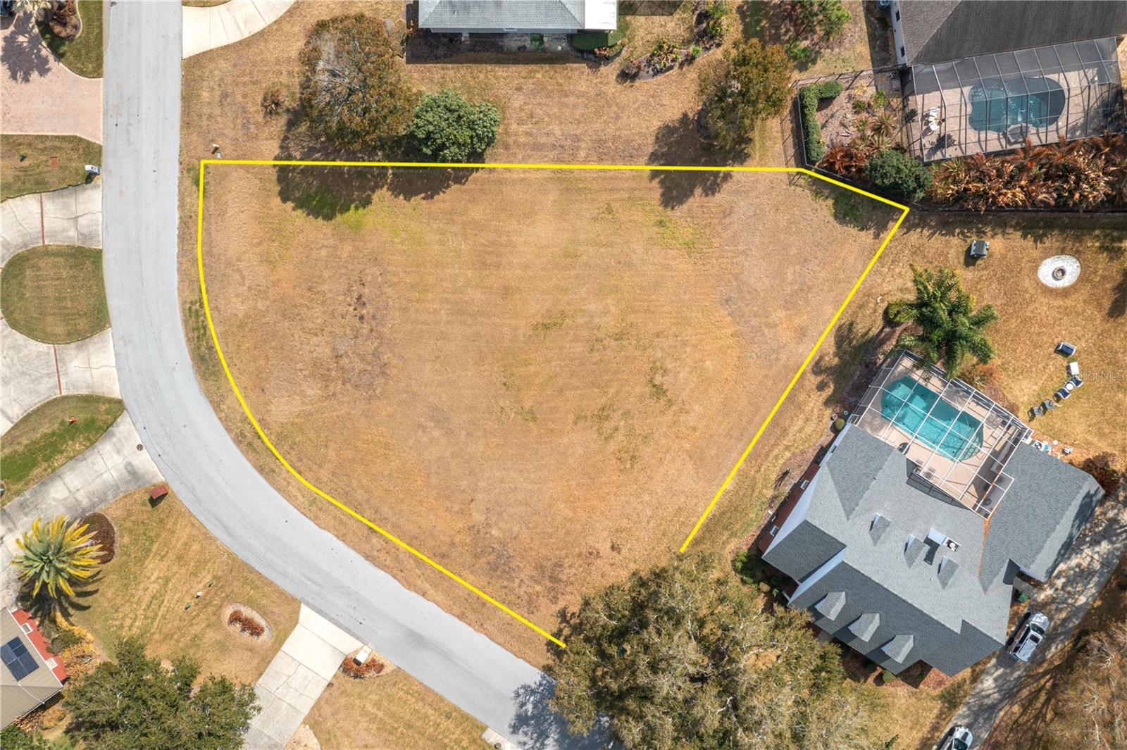 HAMILTON POINTE - Land