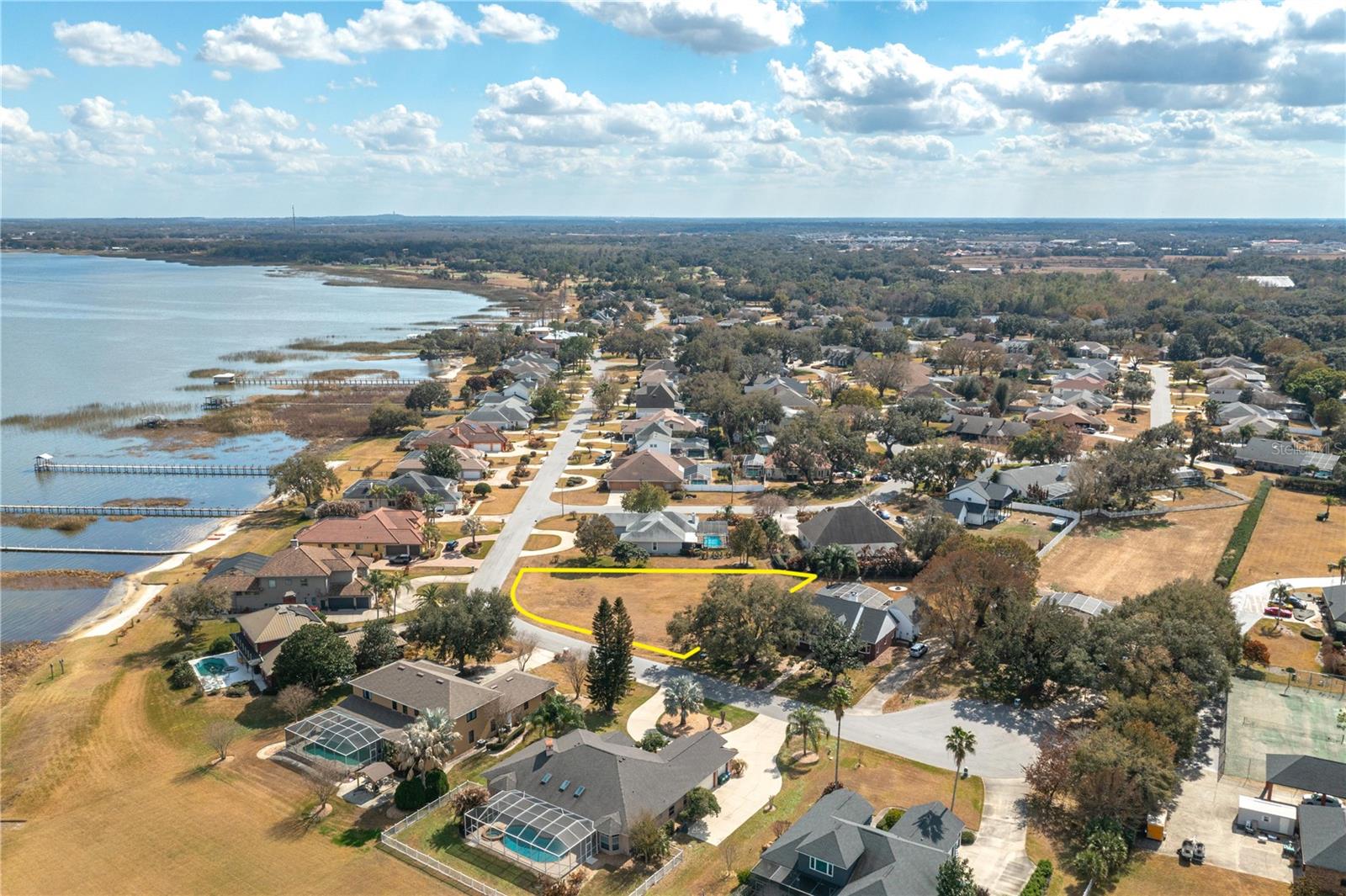 HAMILTON POINTE - Land