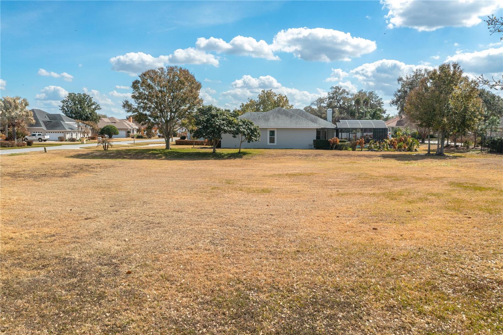 HAMILTON POINTE - Land