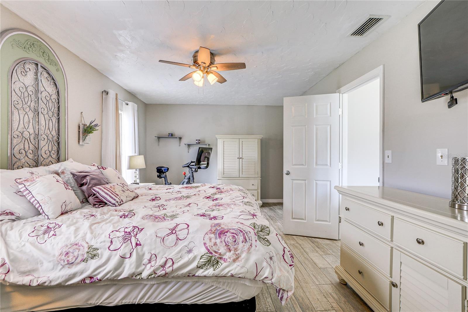 MANASOTA LAND & TIMBER CO - Residential