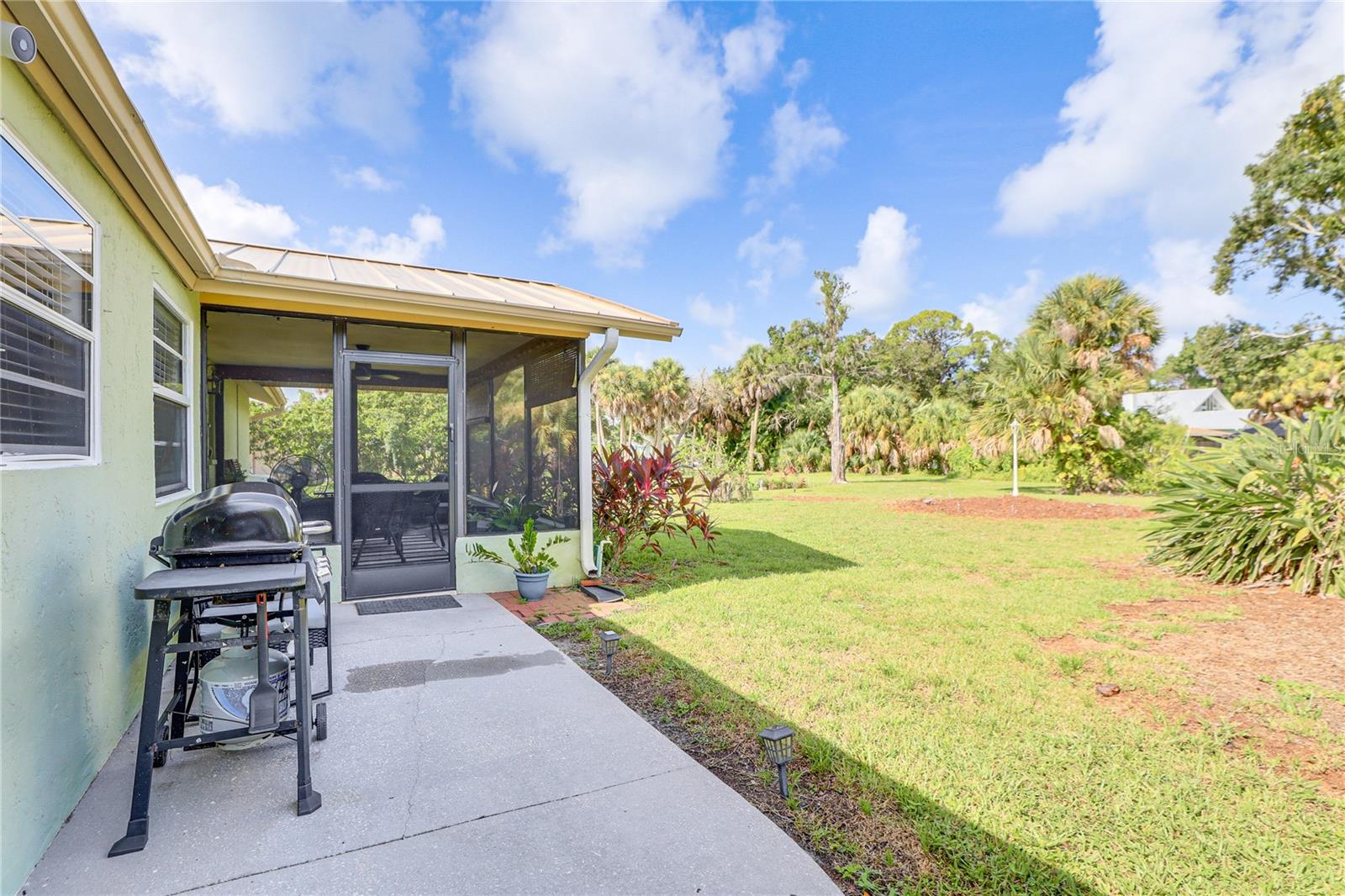 MANASOTA LAND & TIMBER CO - Residential