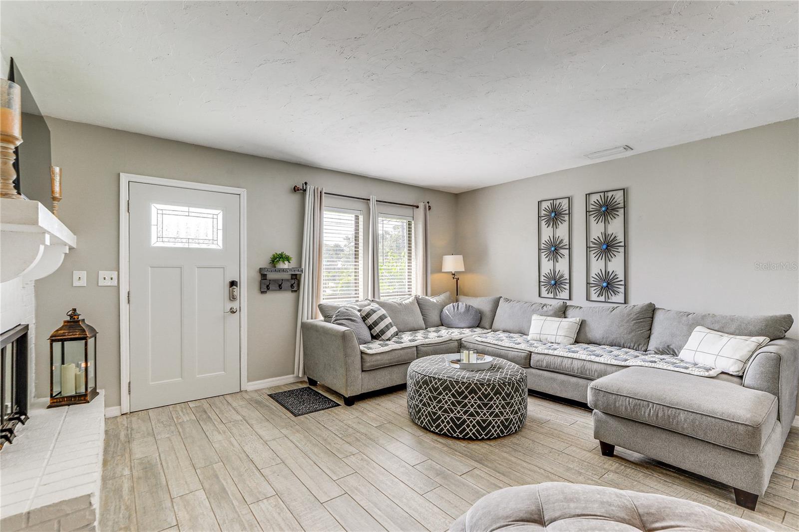 MANASOTA LAND & TIMBER CO - Residential