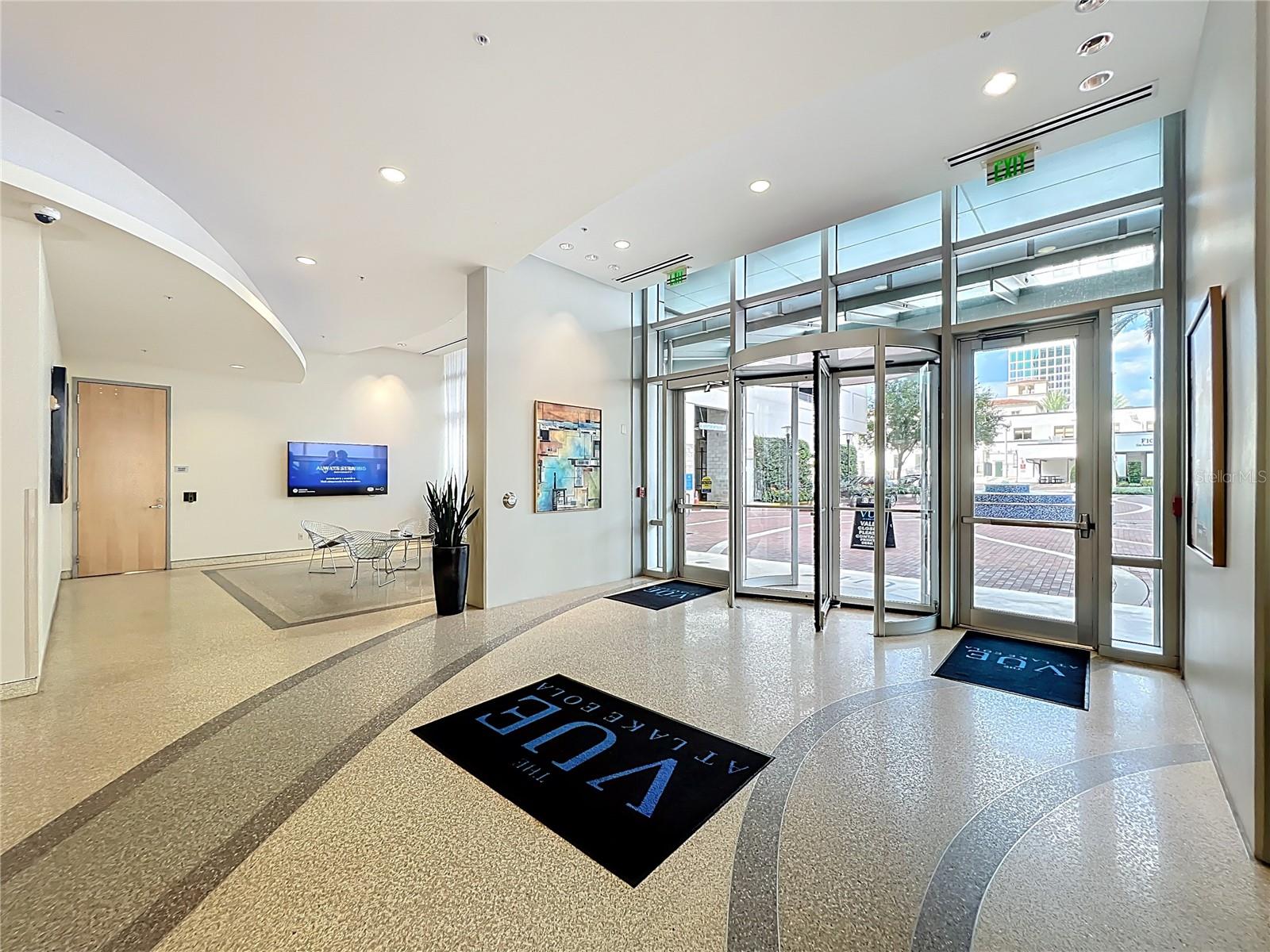 150 E ROBINSON STREET 2006