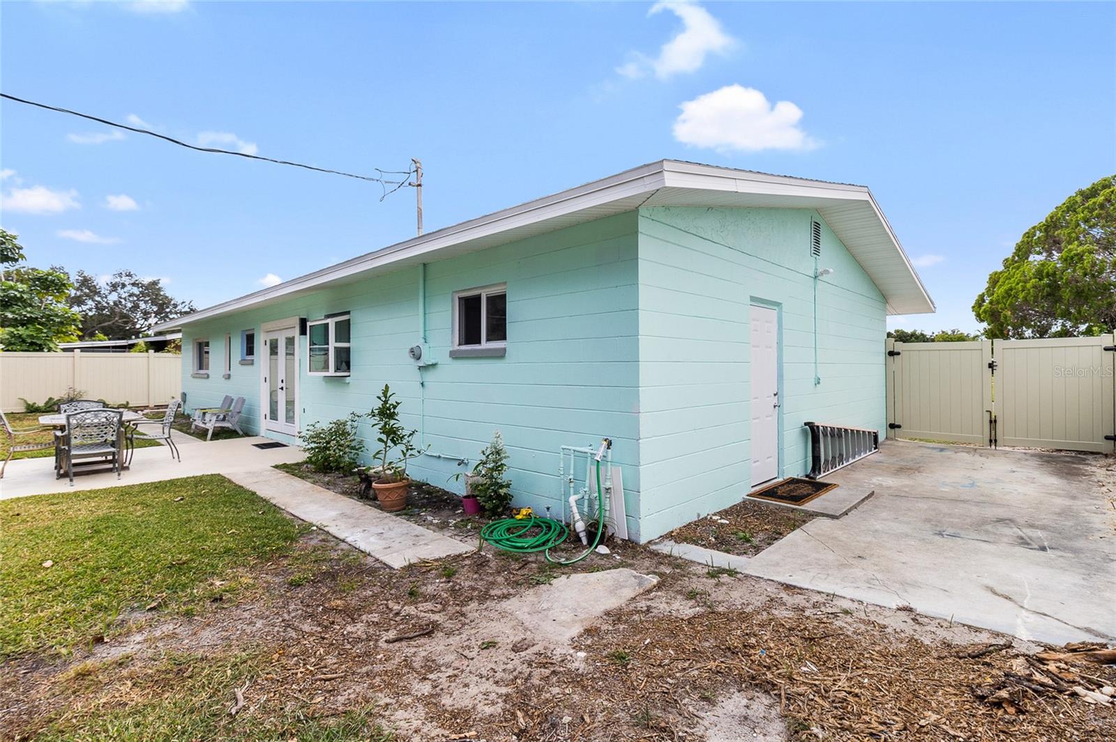 LEWIS ISLAND SEC 1 - Residential Lease