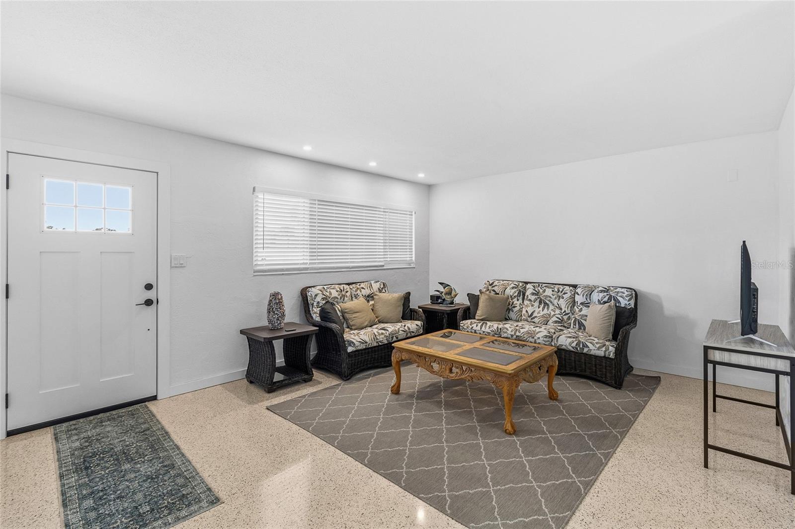 LEWIS ISLAND SEC 1 - Residential Lease