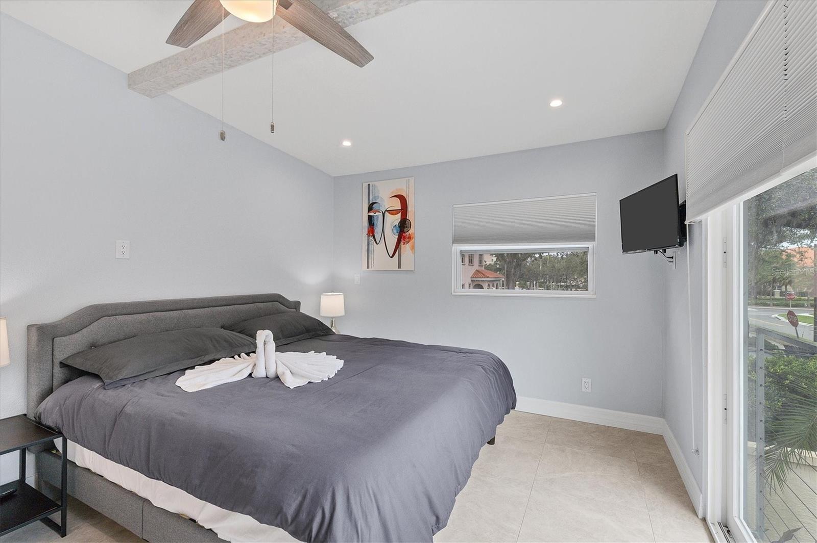 VALENCIA TERRACE REV - Commercial Sale