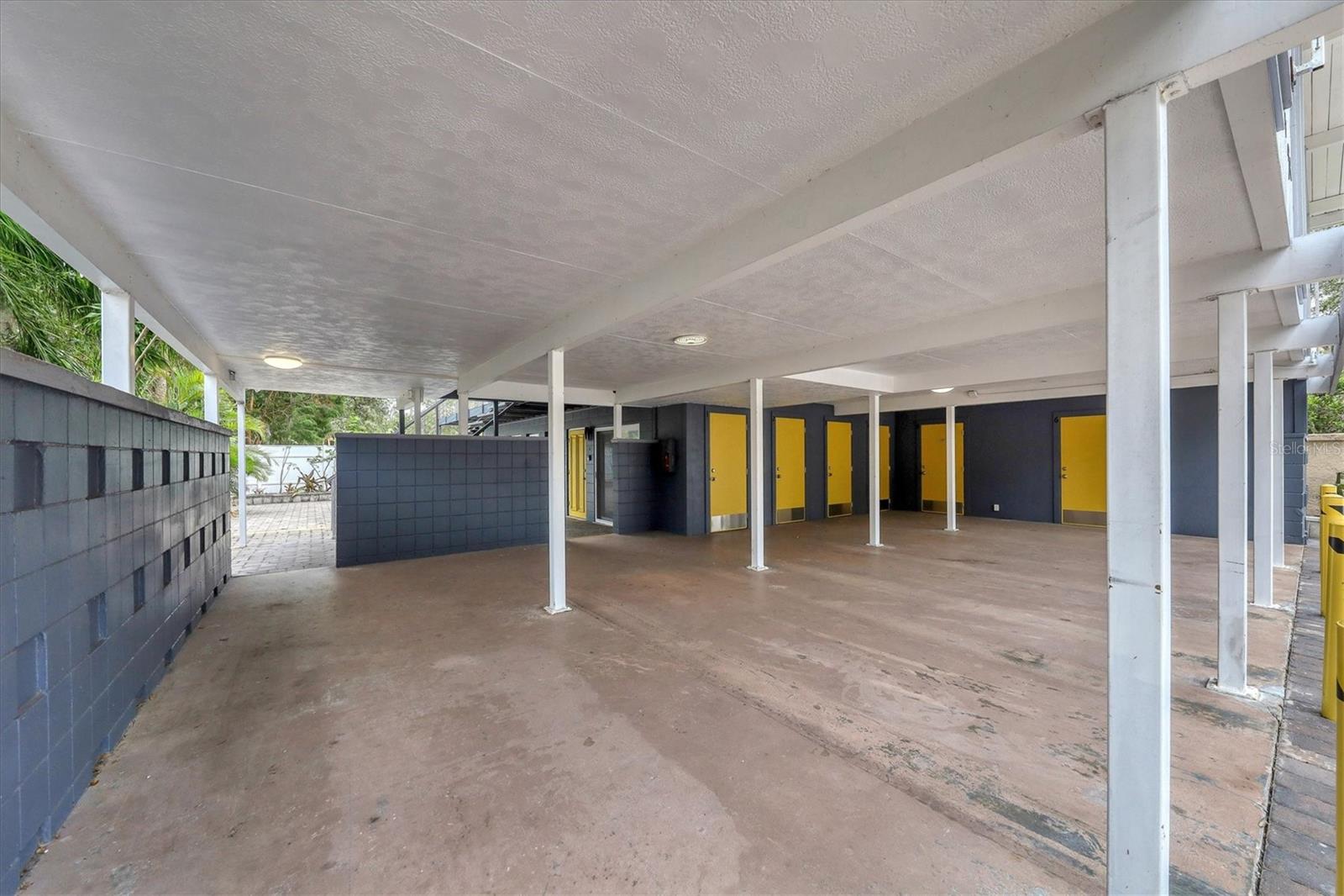 VALENCIA TERRACE REV - Commercial Sale