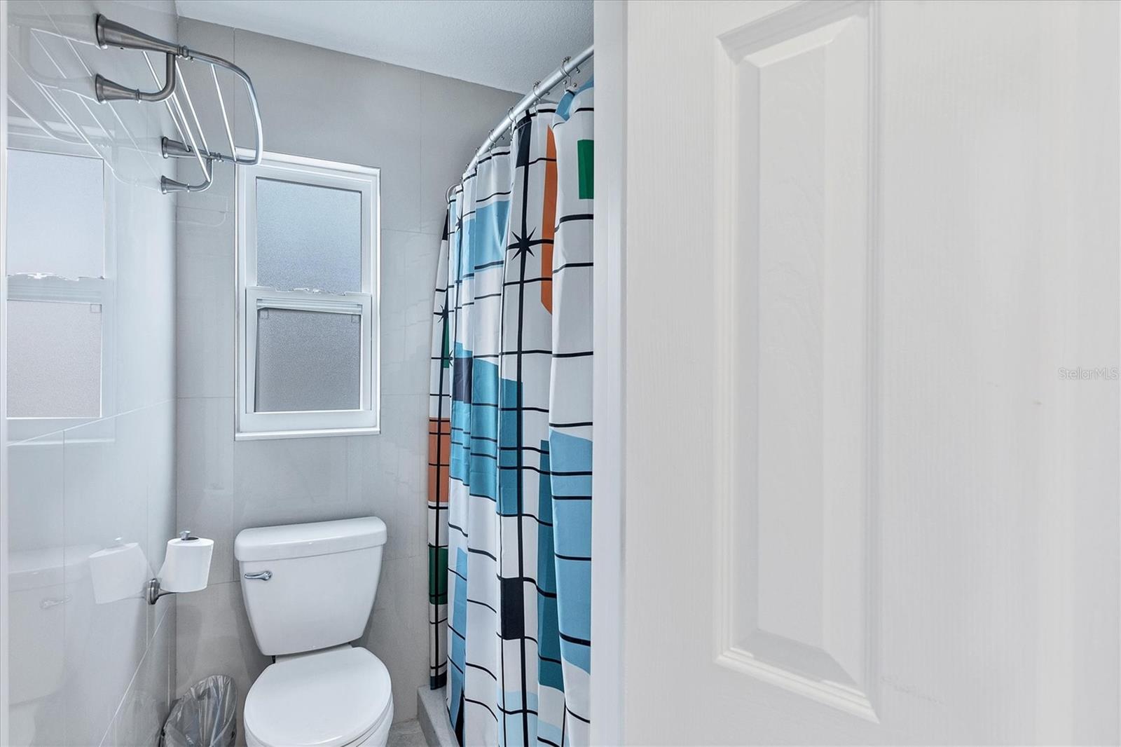 VALENCIA TERRACE REV - Commercial Sale