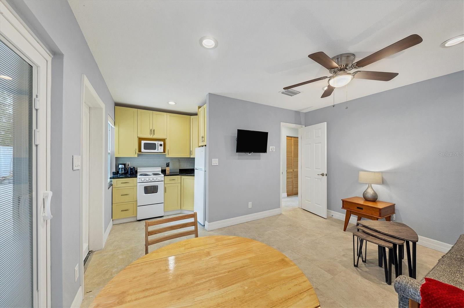 VALENCIA TERRACE REV - Commercial Sale