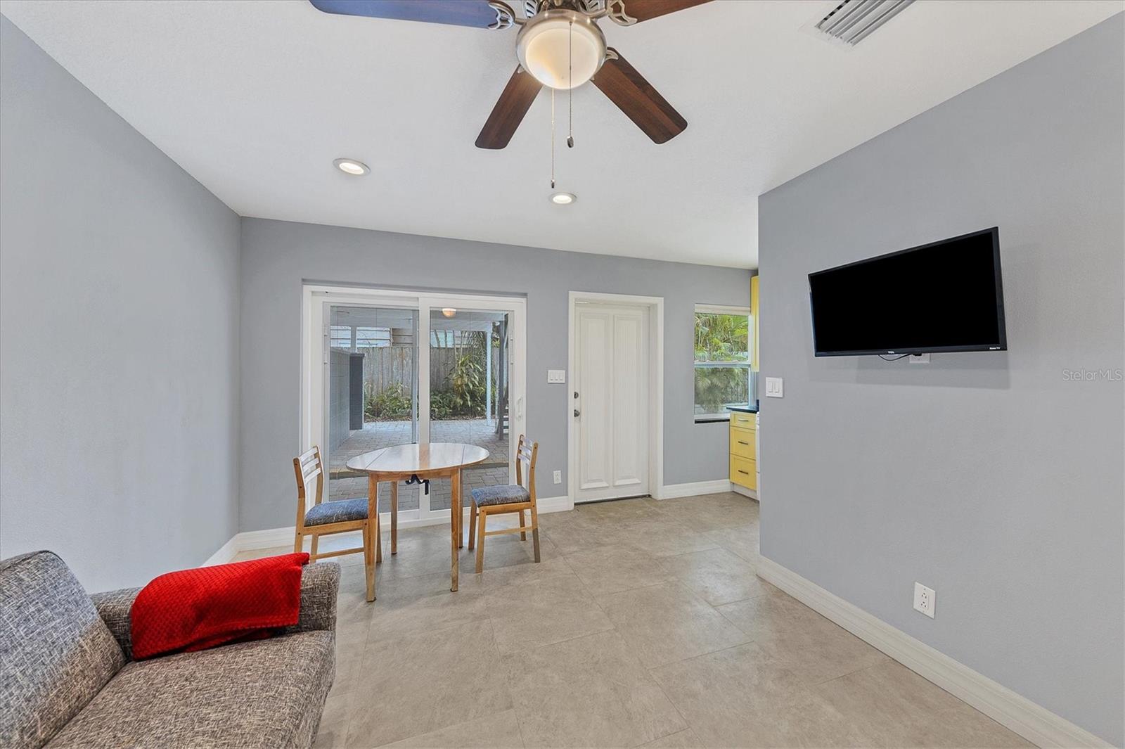 VALENCIA TERRACE REV - Commercial Sale