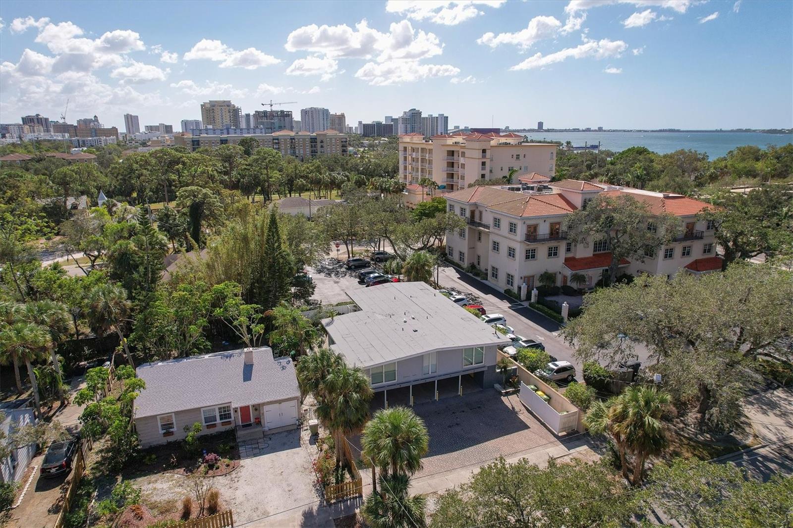 VALENCIA TERRACE REV - Commercial Sale