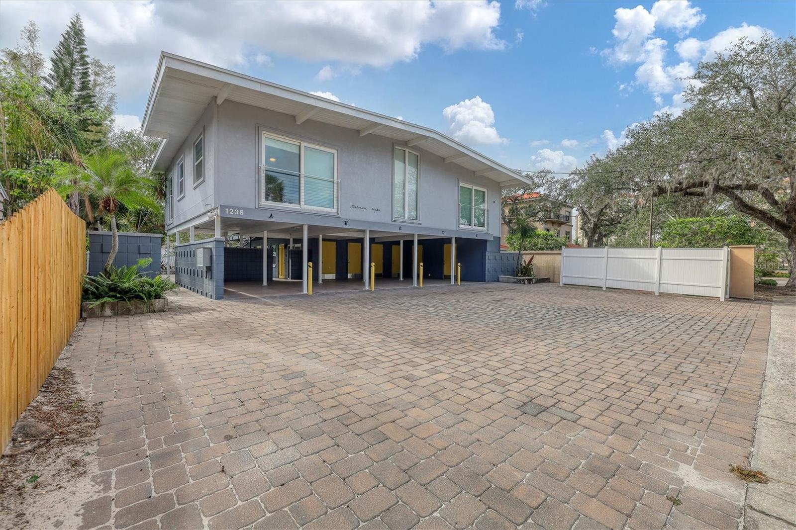 VALENCIA TERRACE REV - Commercial Sale