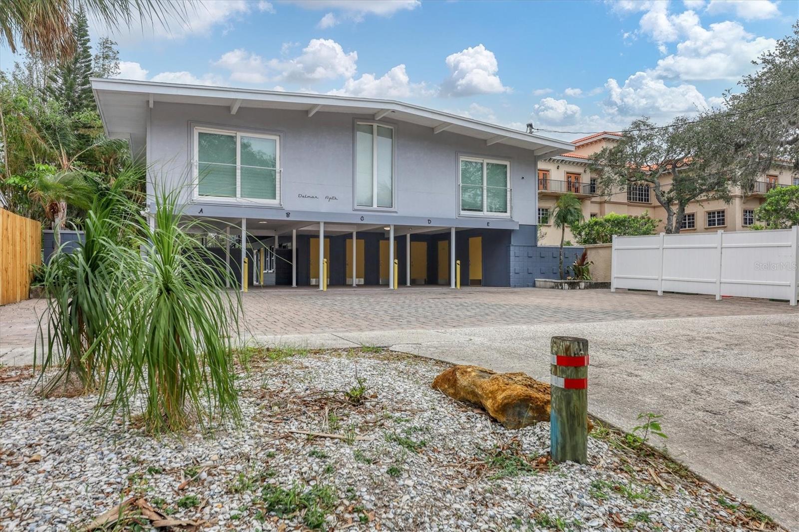 VALENCIA TERRACE REV - Commercial Sale