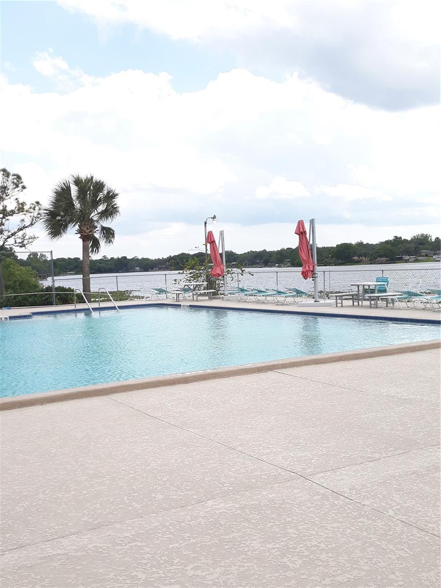 LAKE OF THE WOODS SEC 12 TWNHS - Residential Lease