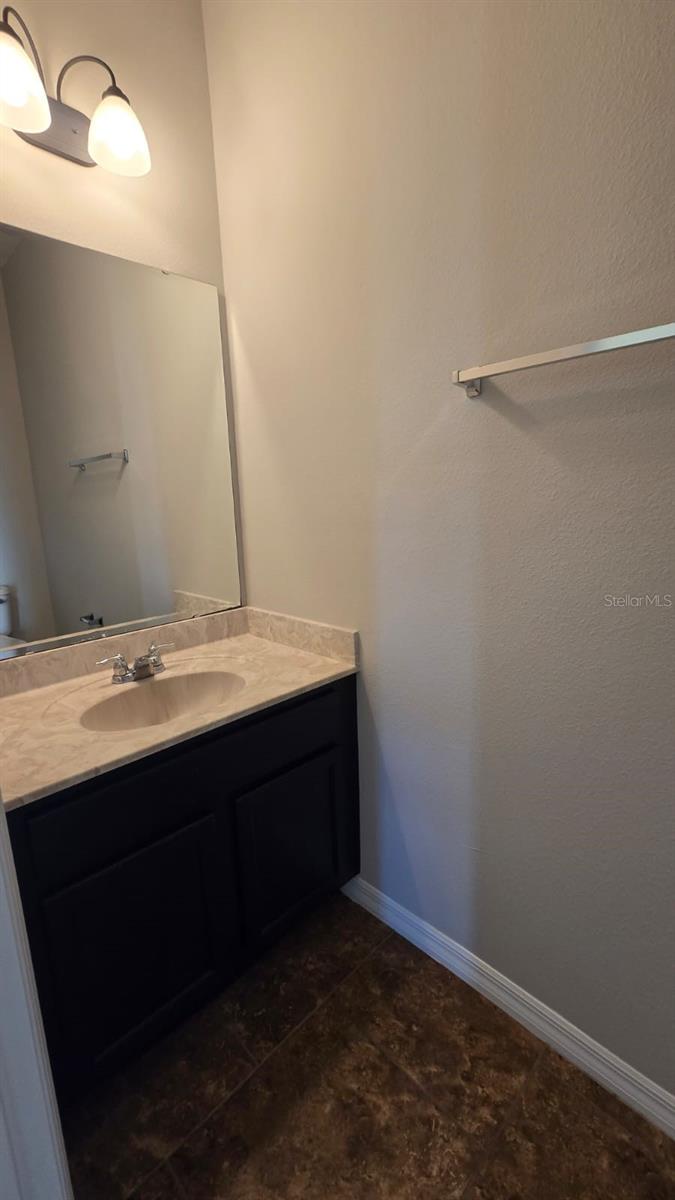 VILLAS/TUCKER OAKS - Residential Lease