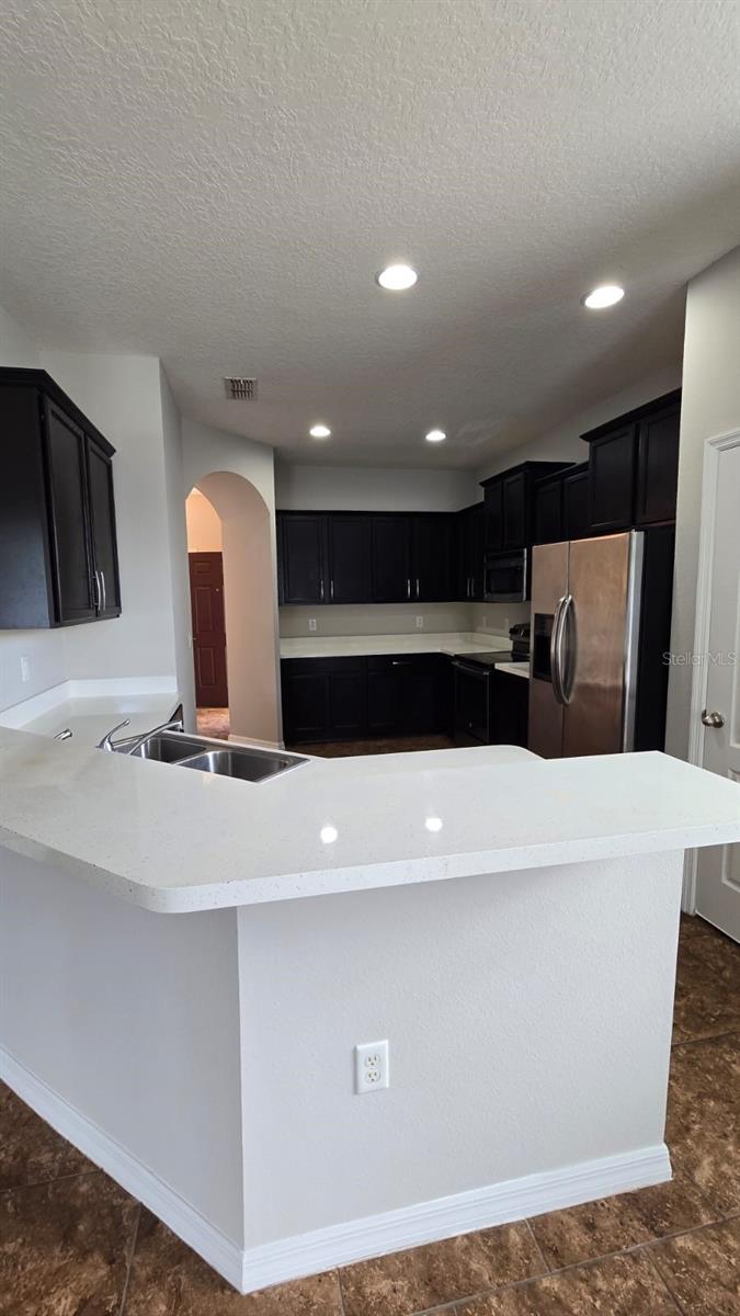 VILLAS/TUCKER OAKS - Residential Lease