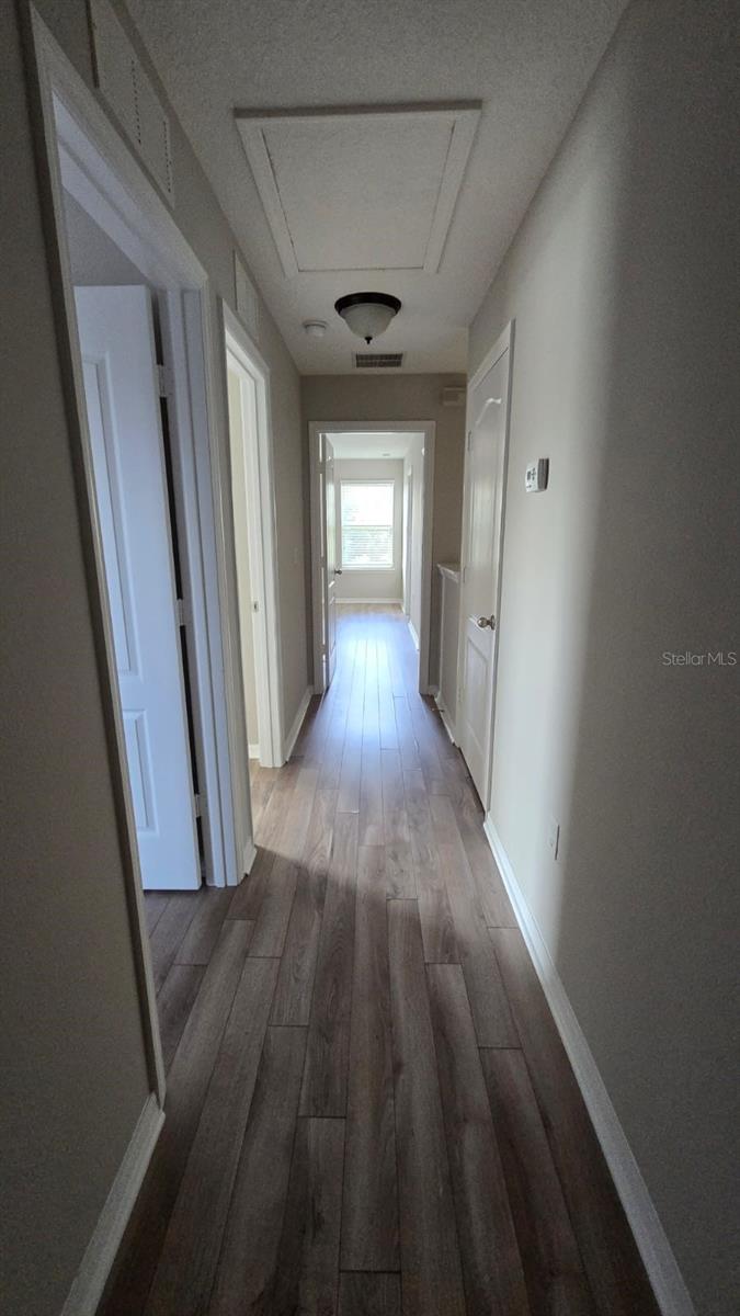 VILLAS/TUCKER OAKS - Residential Lease