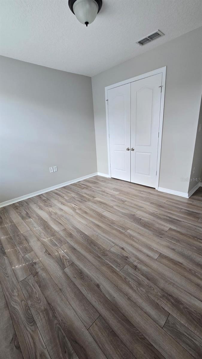 VILLAS/TUCKER OAKS - Residential Lease