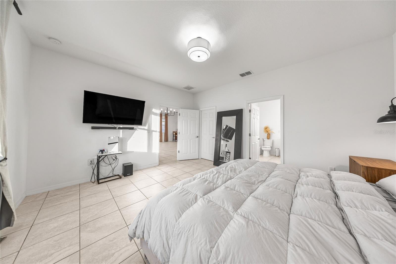 CALESA TOWNSHIP ROAN HILLS PH - Residential Lease