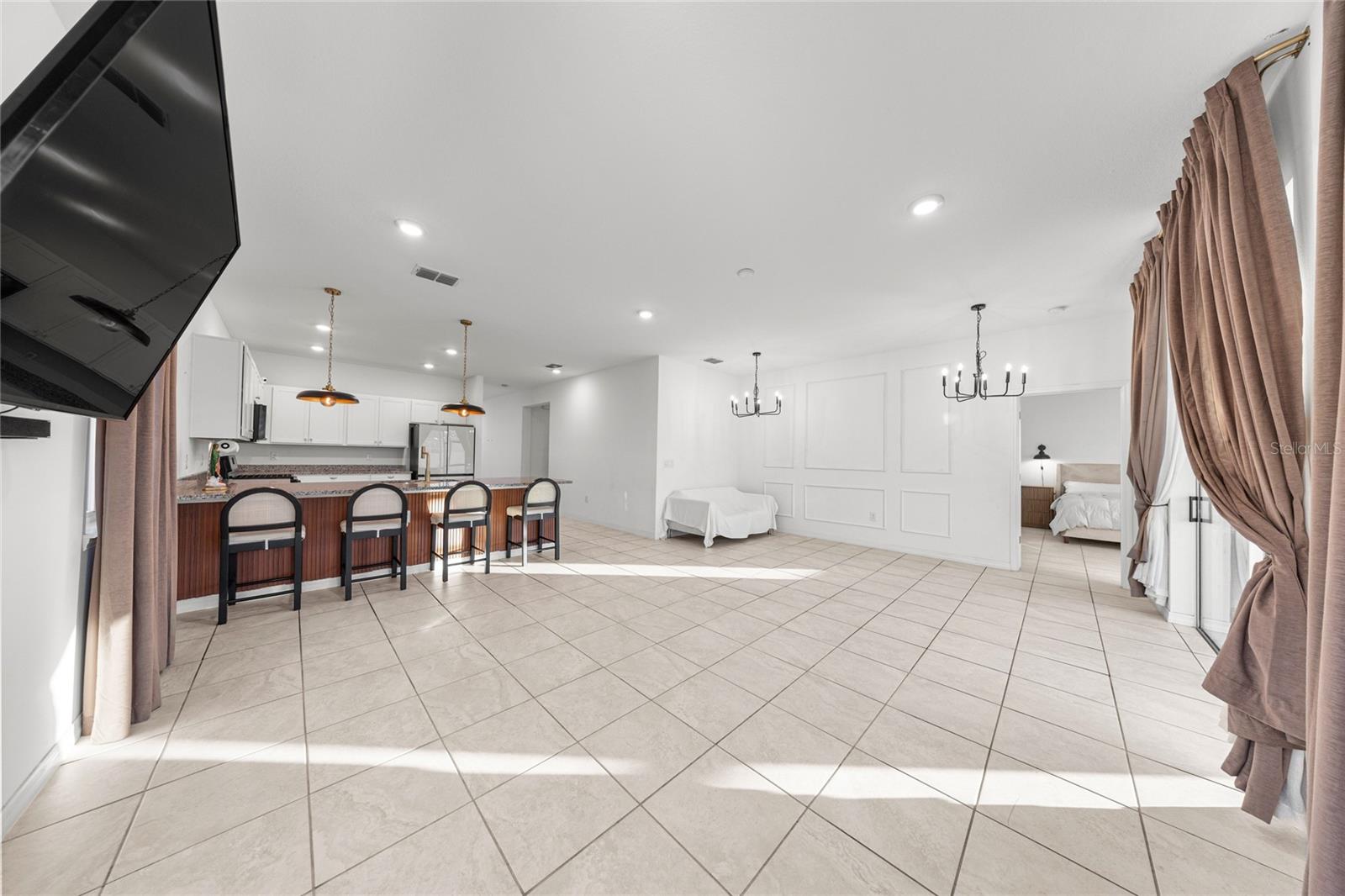 CALESA TOWNSHIP ROAN HILLS PH - Residential Lease