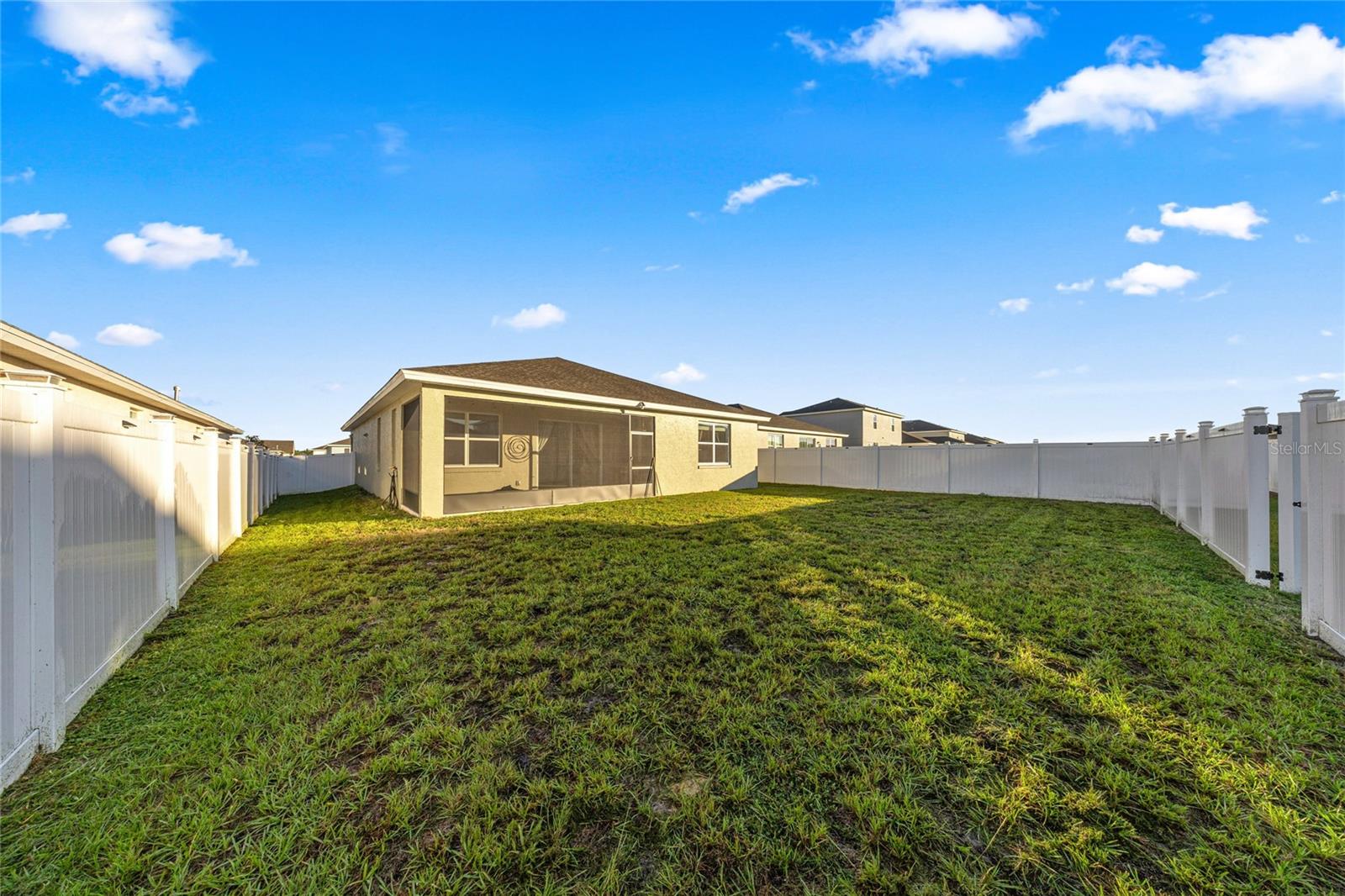 CALESA TOWNSHIP ROAN HILLS PH - Residential Lease