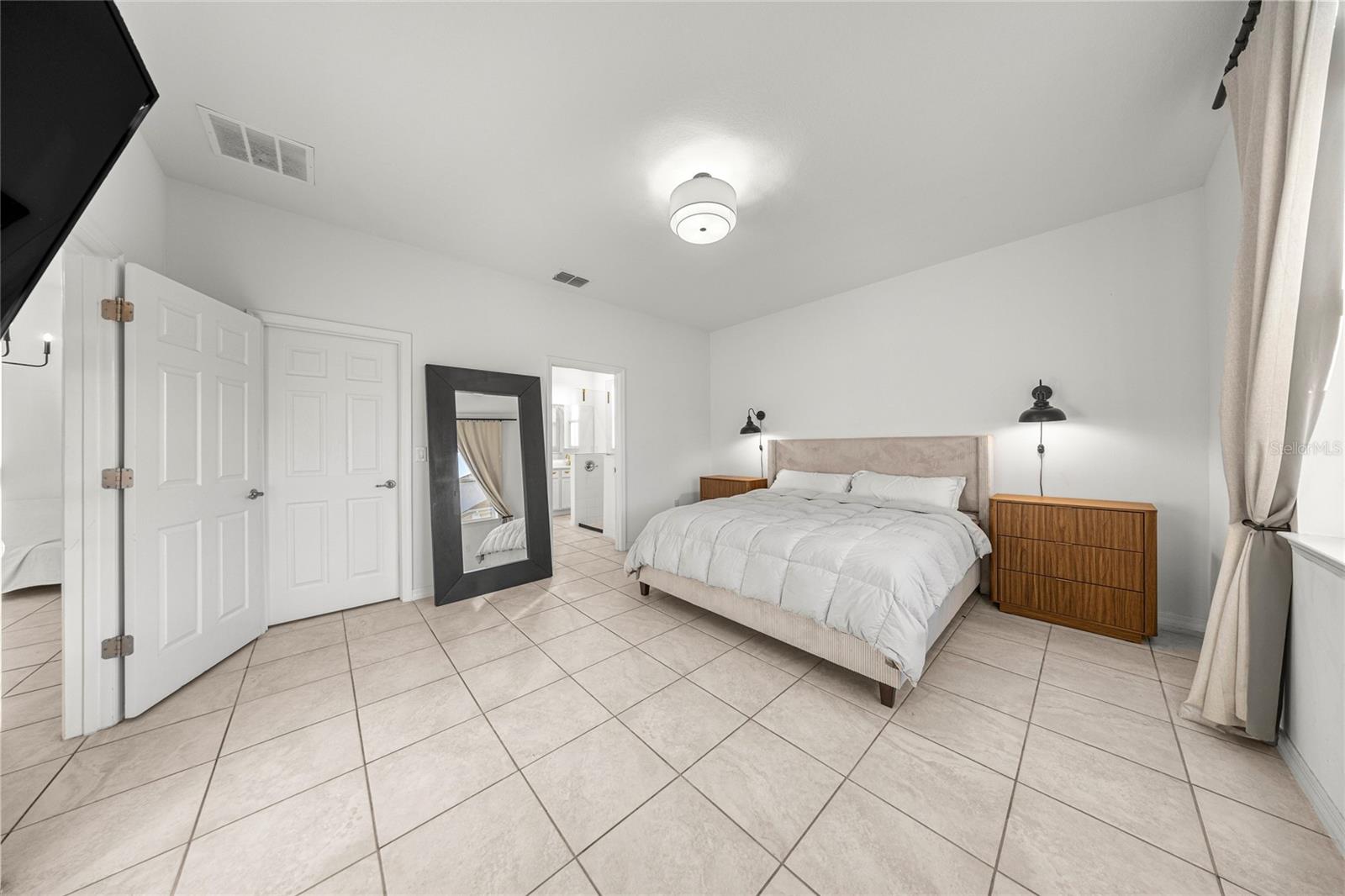 CALESA TOWNSHIP ROAN HILLS PH - Residential Lease