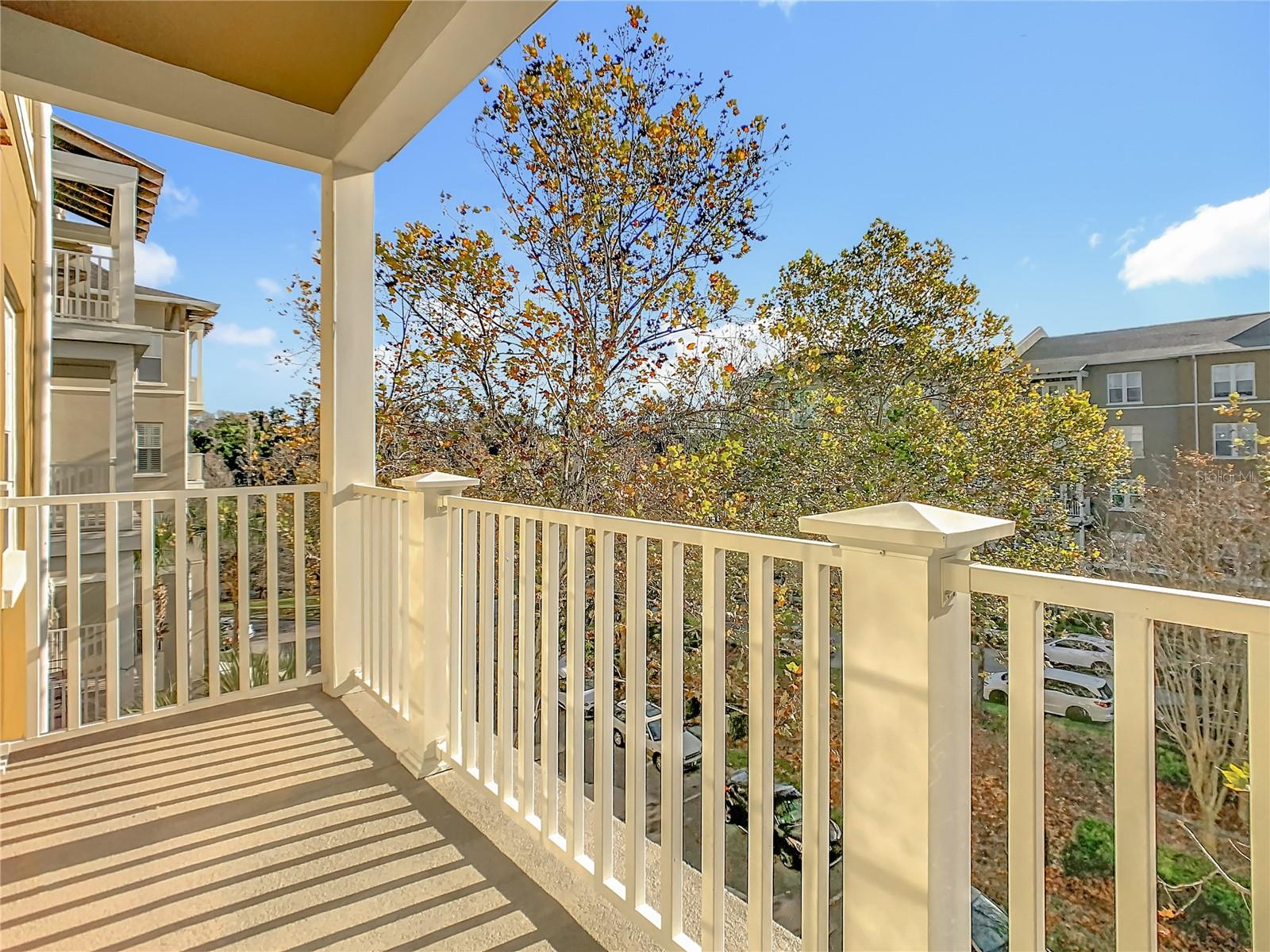 ARTISAN CLUB CONDO PH 6 - Residential