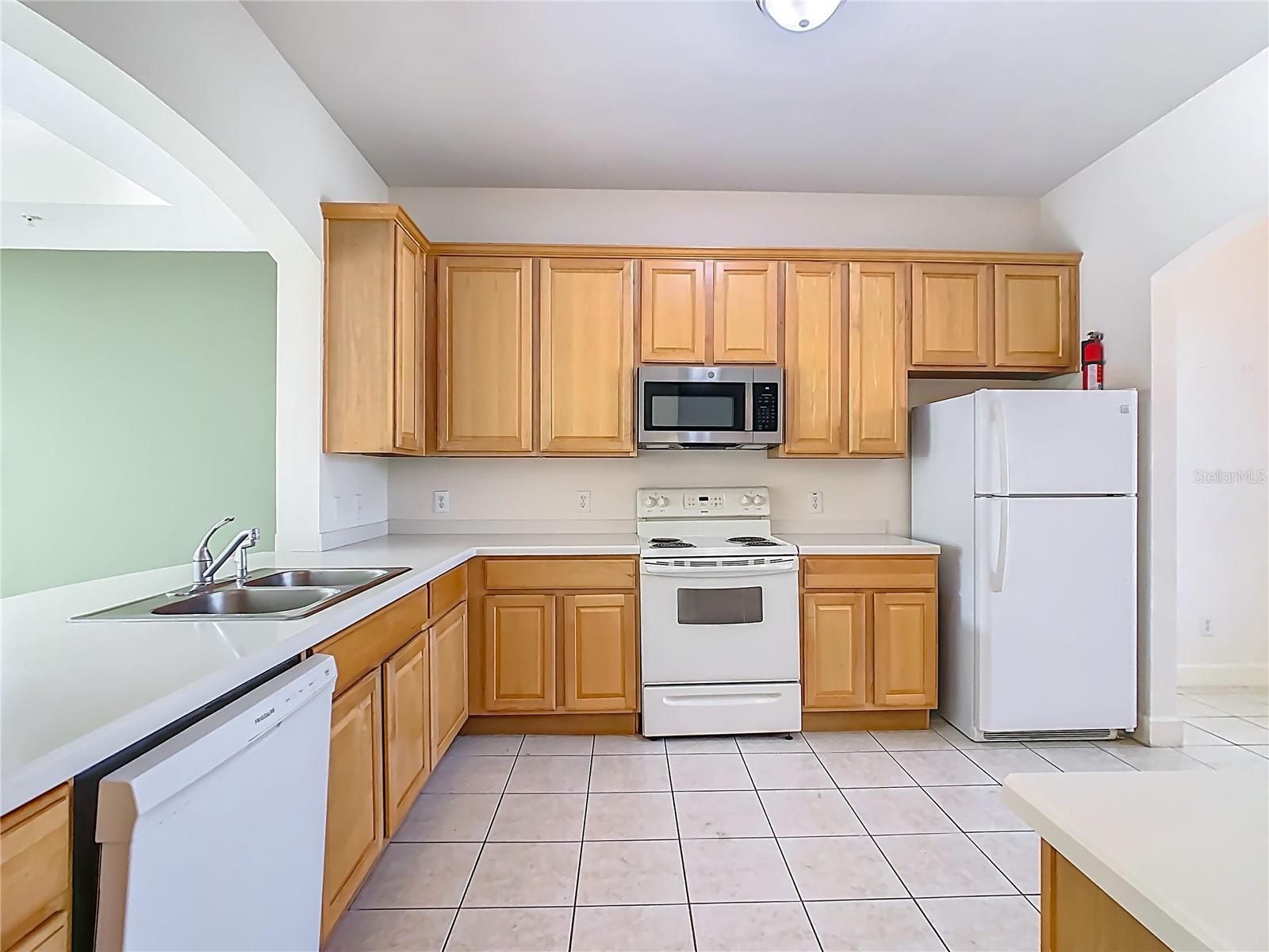 ARTISAN CLUB CONDO PH 6 - Residential