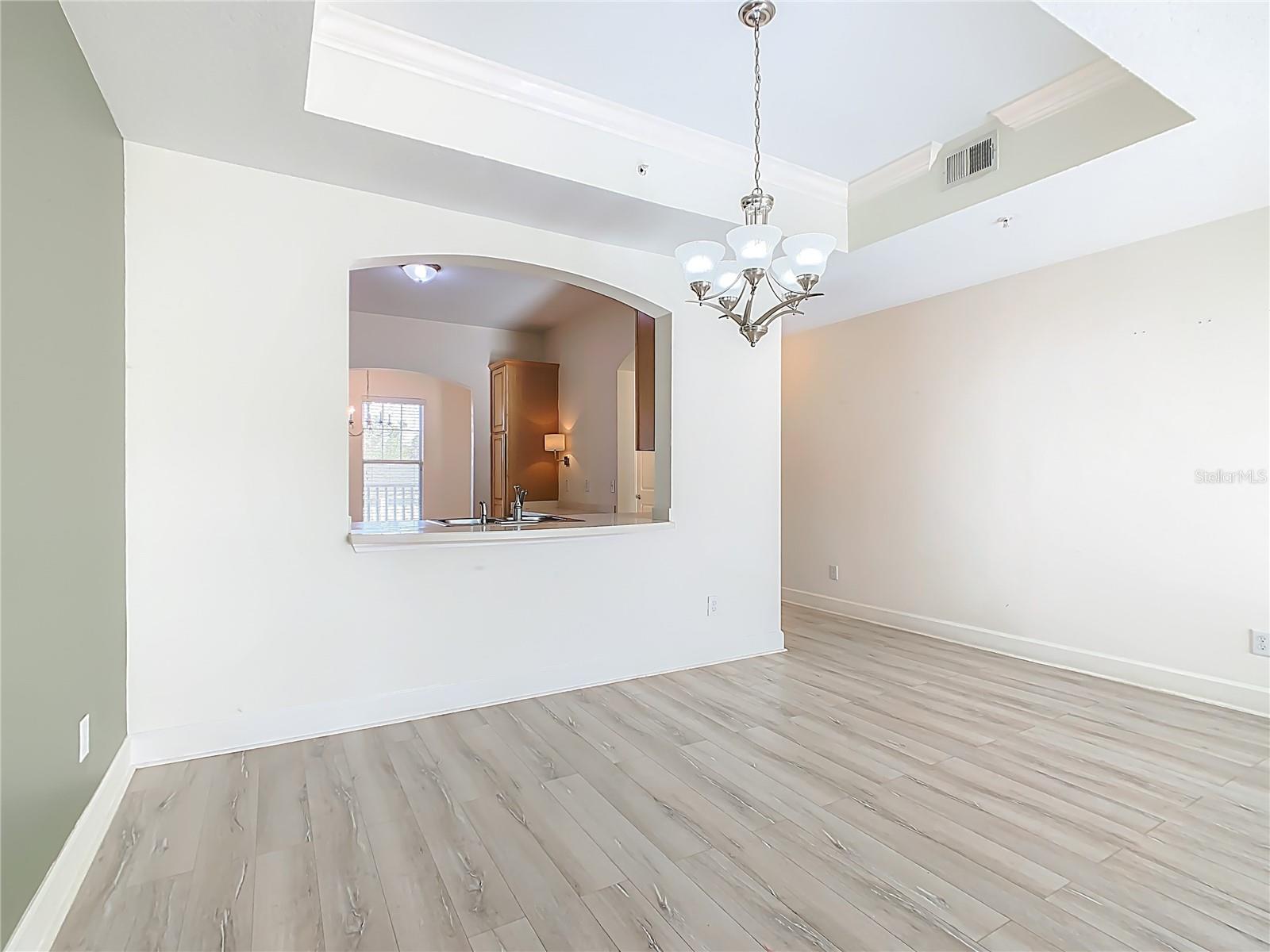 ARTISAN CLUB CONDO PH 6 - Residential