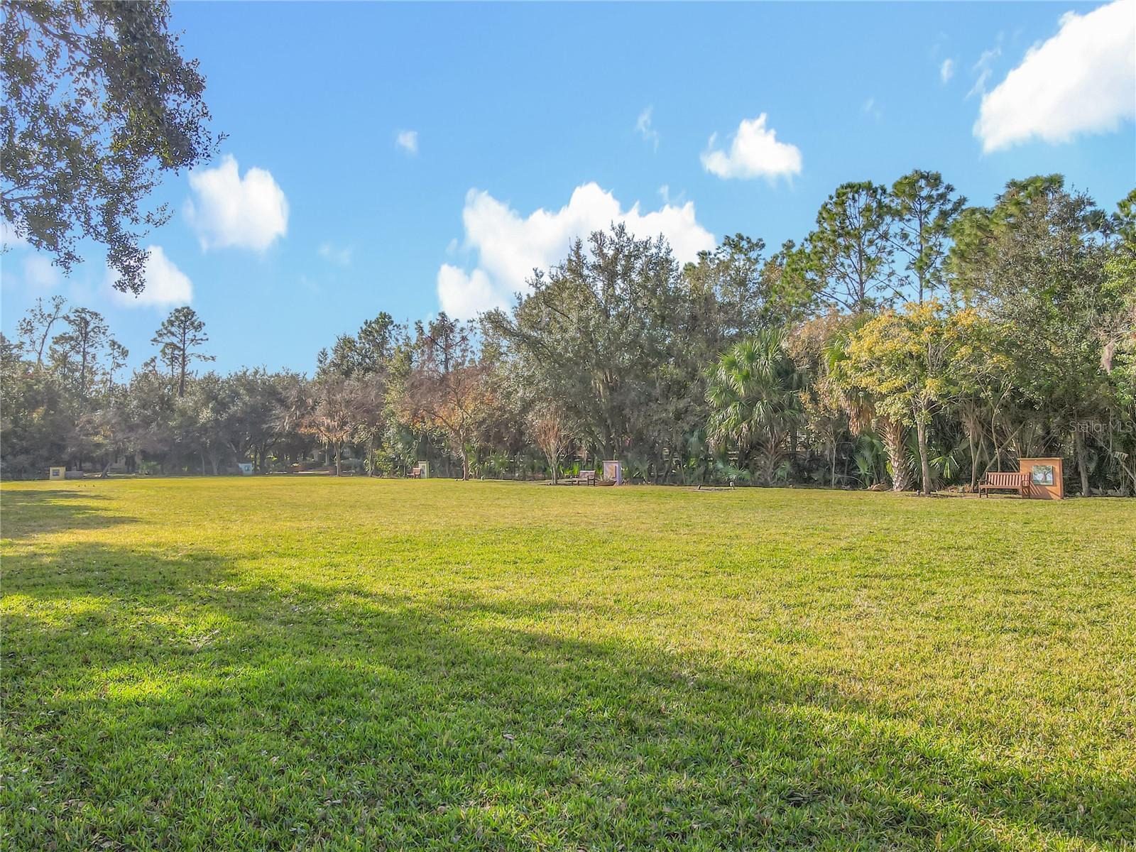 ARTISAN CLUB CONDO PH 6 - Residential