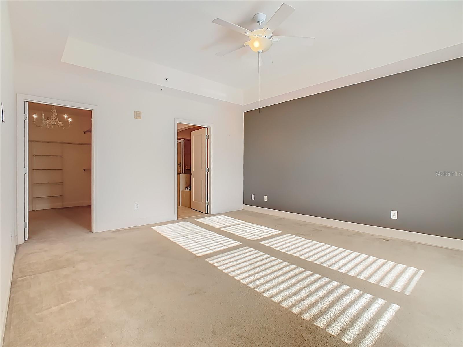 ARTISAN CLUB CONDO PH 6 - Residential