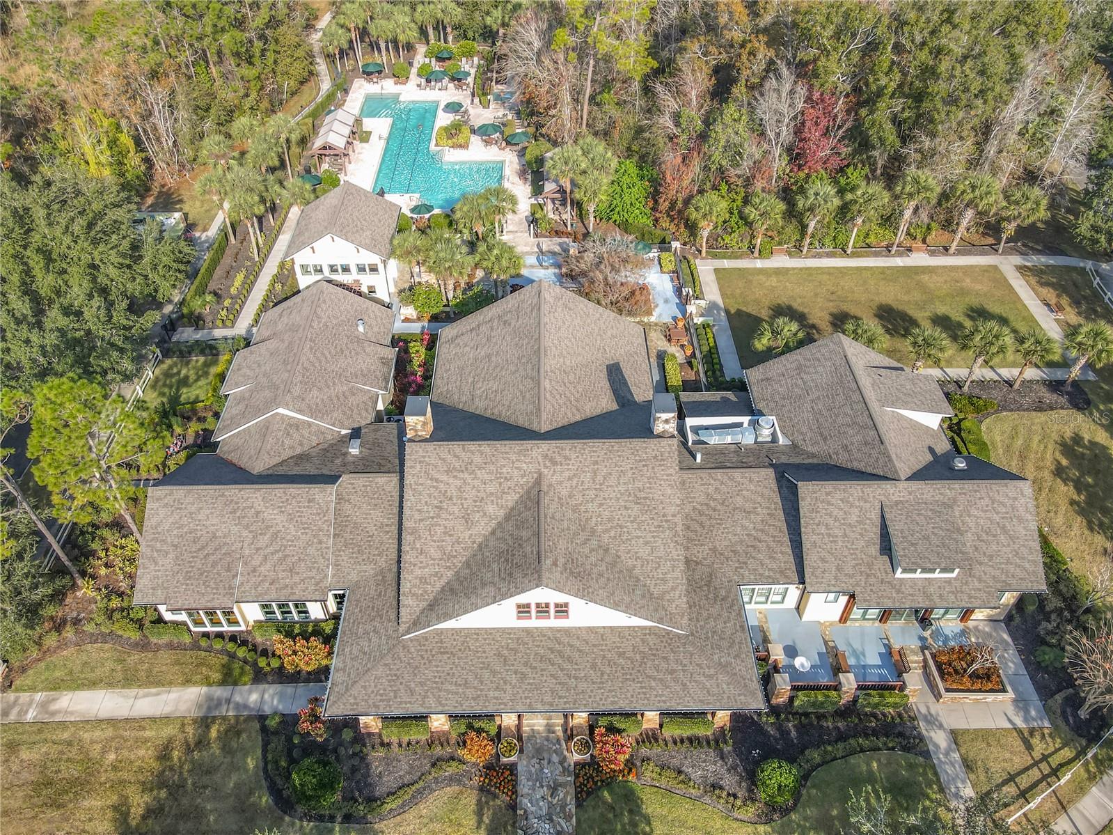 ARTISAN CLUB CONDO PH 6 - Residential