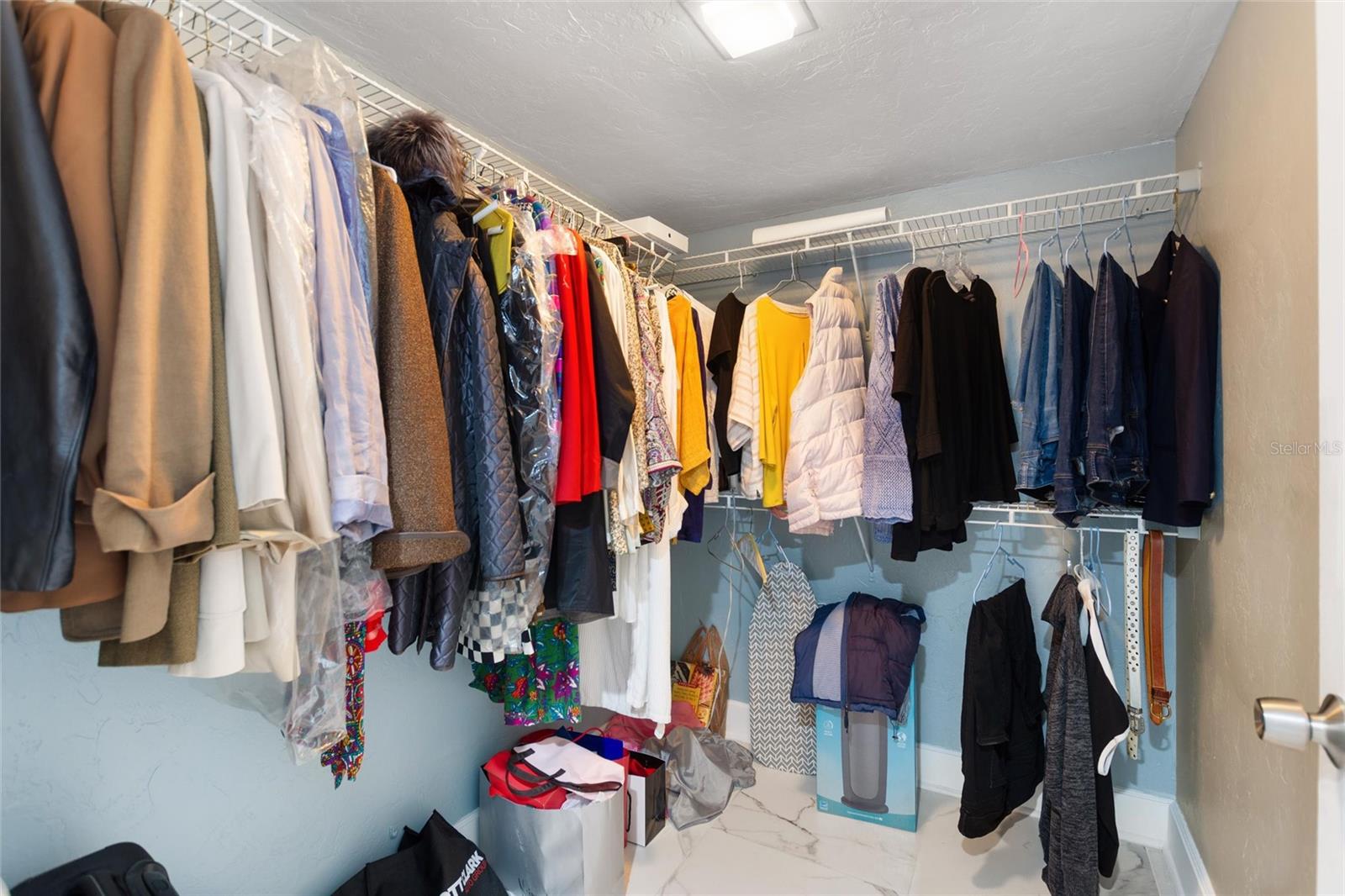 GRENELEFE TENNIS VILLAGE CONDO - Residential