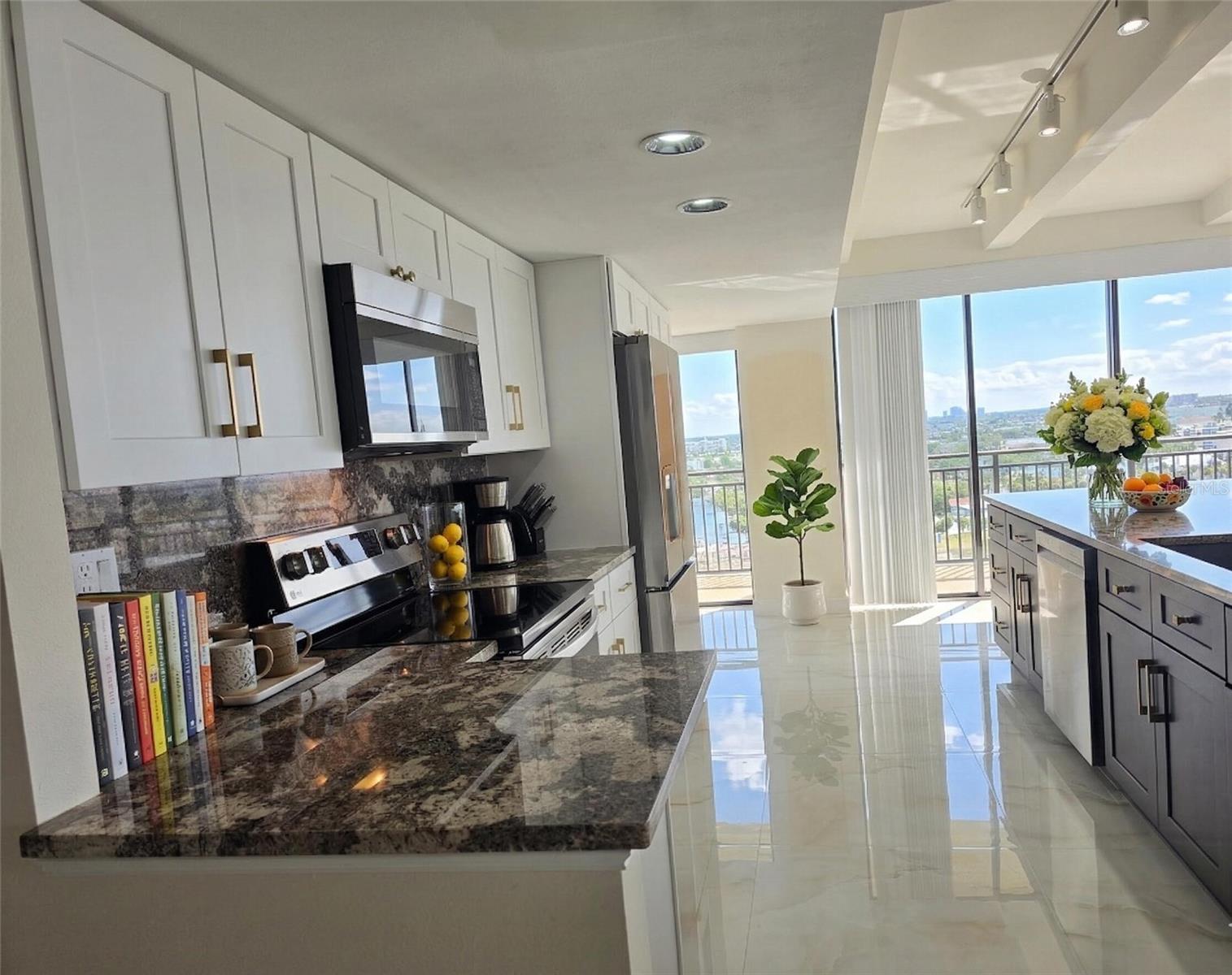 MANSIONS BY THE SEA CONDO - Residential