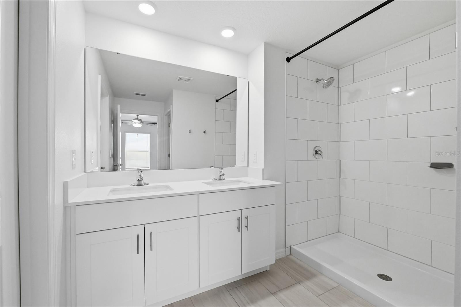TWO RIVERS PH A PRCL A1 - Residential