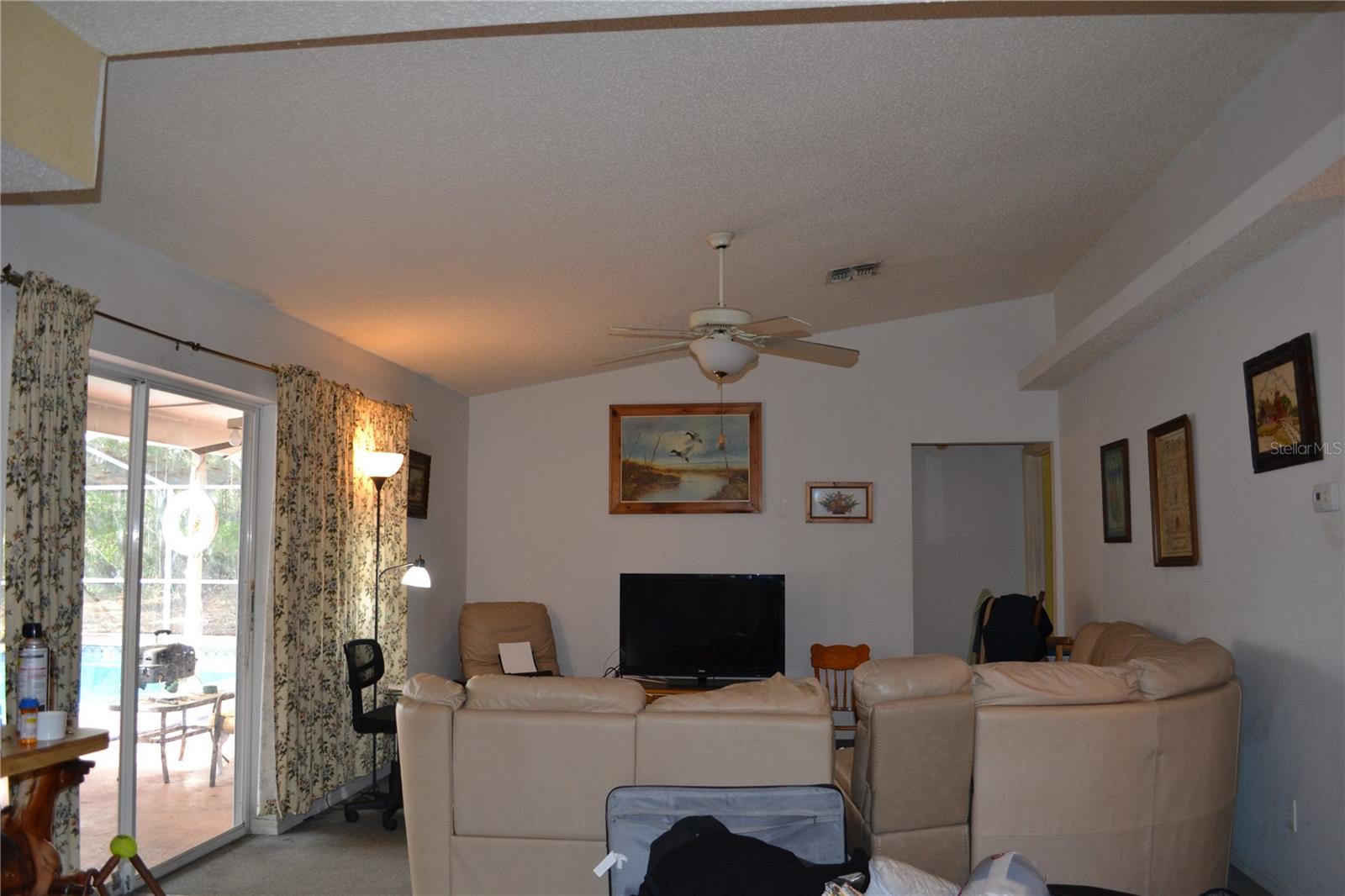 ROYAL HIGHLANDS - Residential