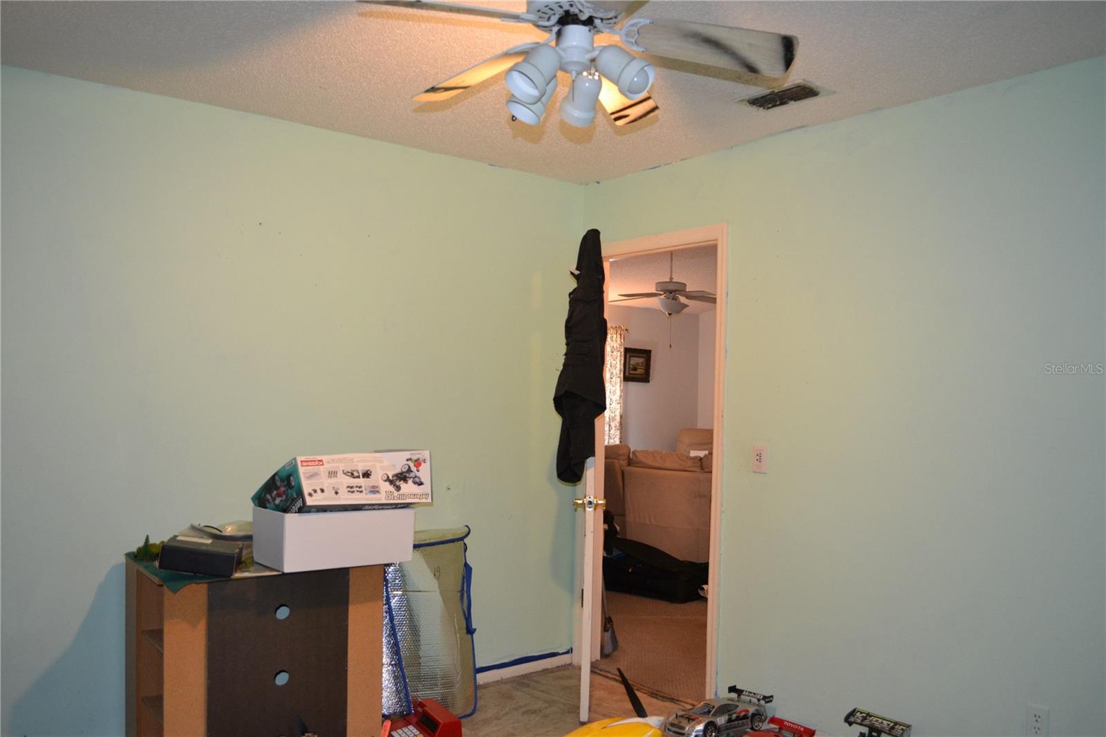 ROYAL HIGHLANDS - Residential