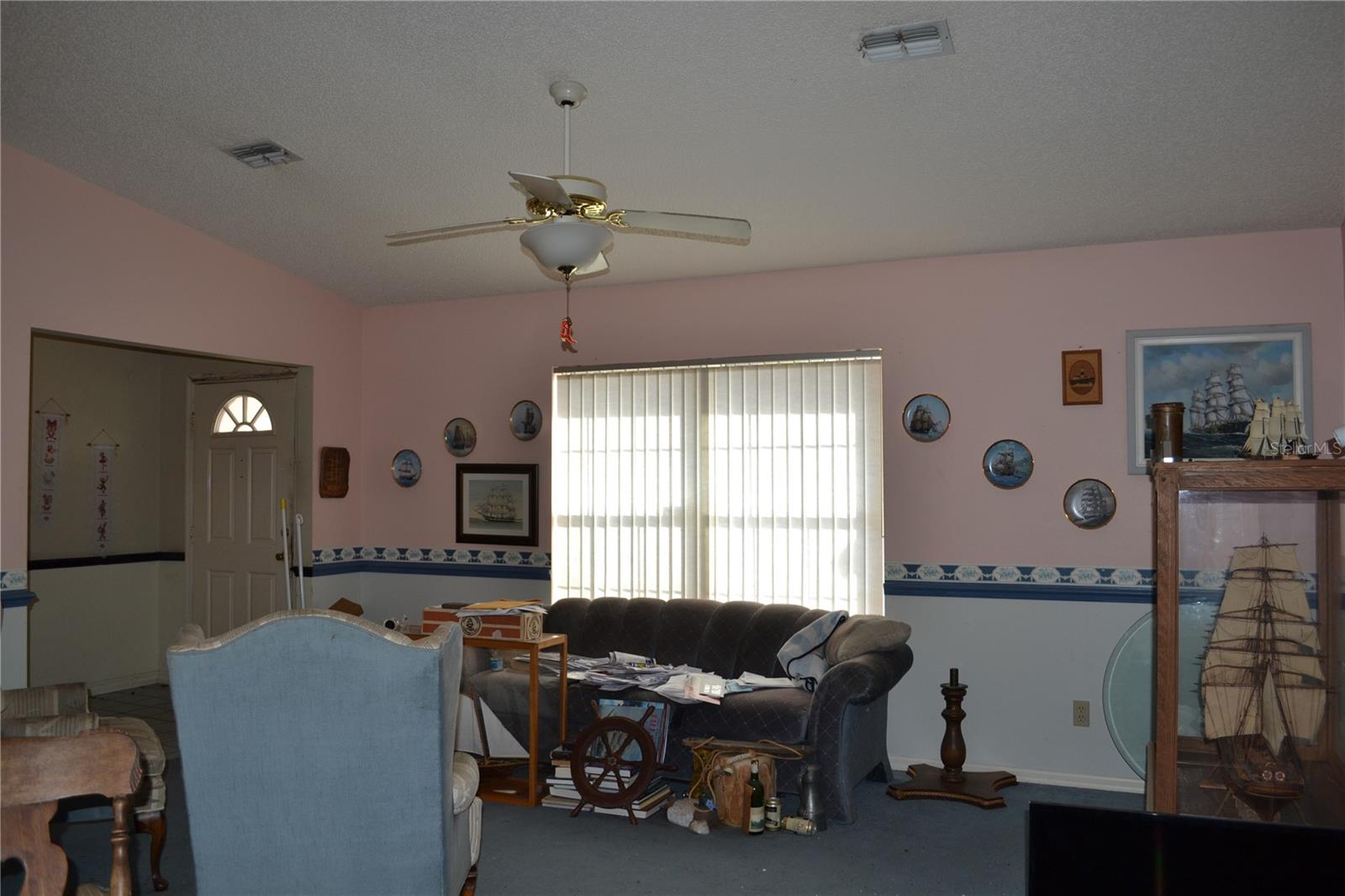 ROYAL HIGHLANDS - Residential